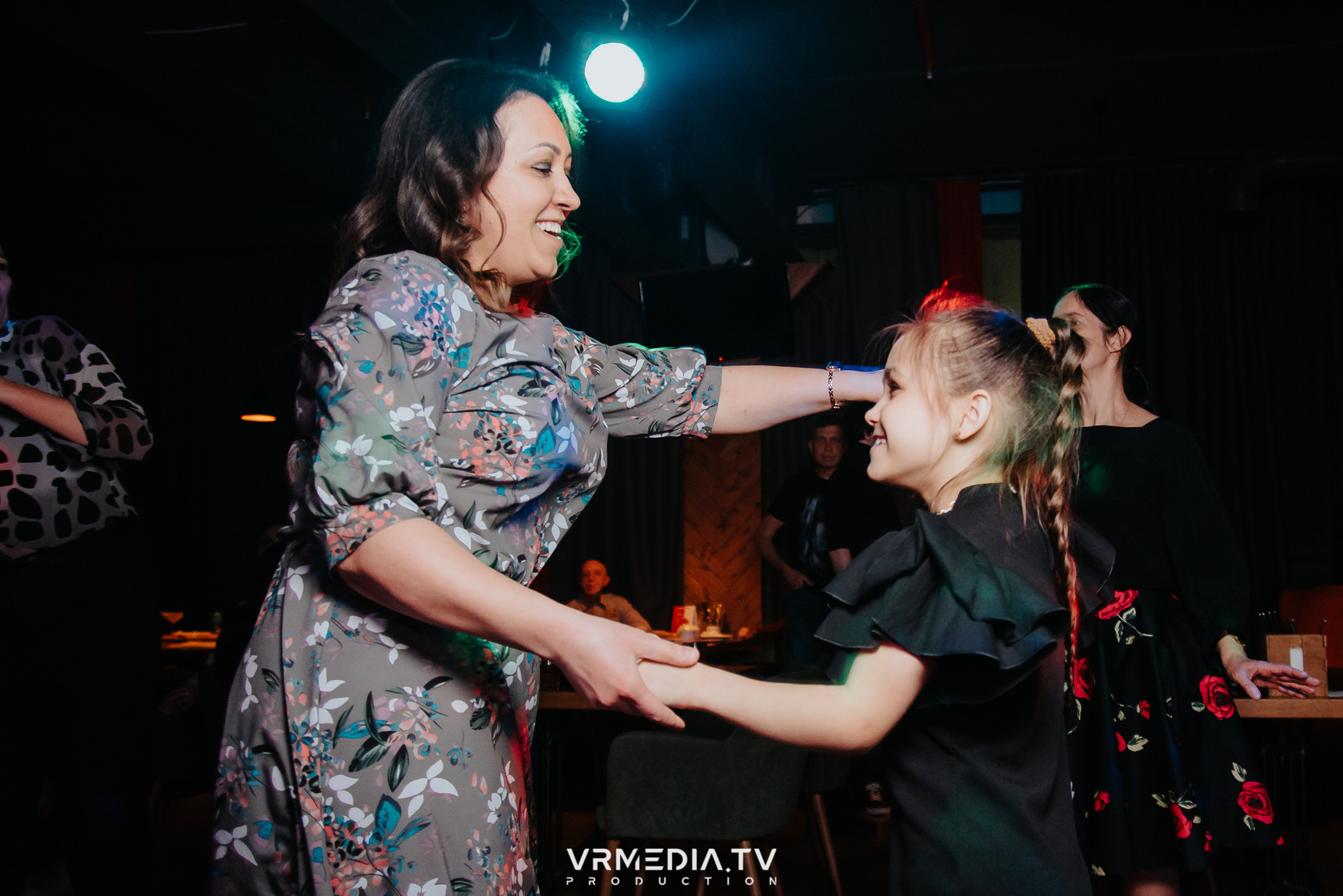 Джазовая среда: РАДИОНЯНЯ (Москва)