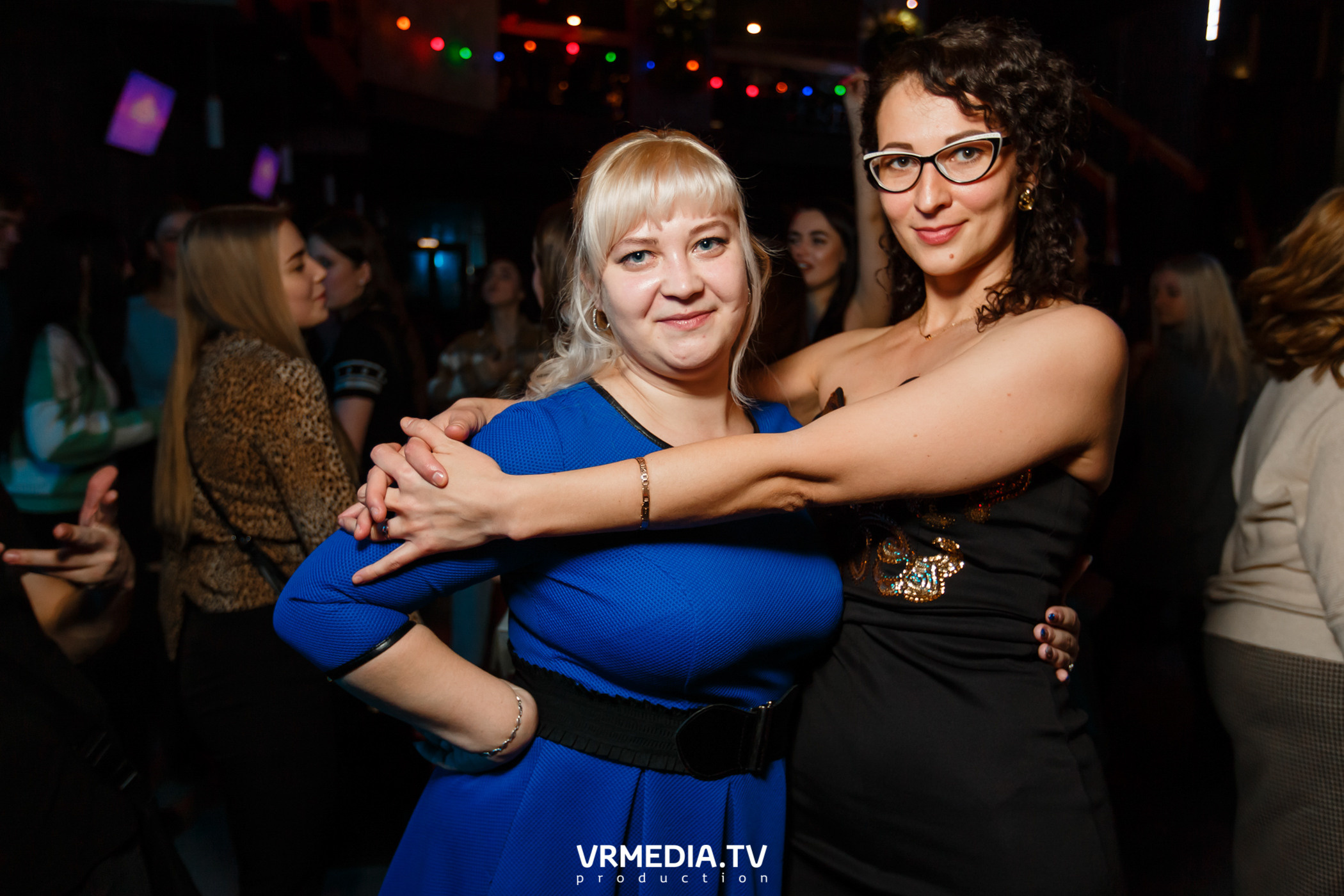 Выходные в баре «DOSKI»