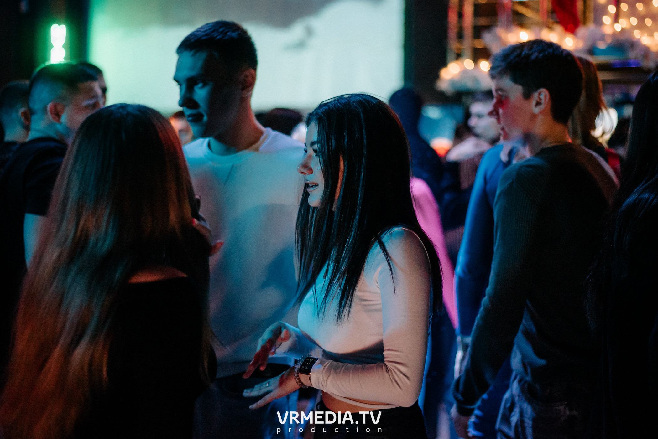 Выходные в баре «DOSKI»