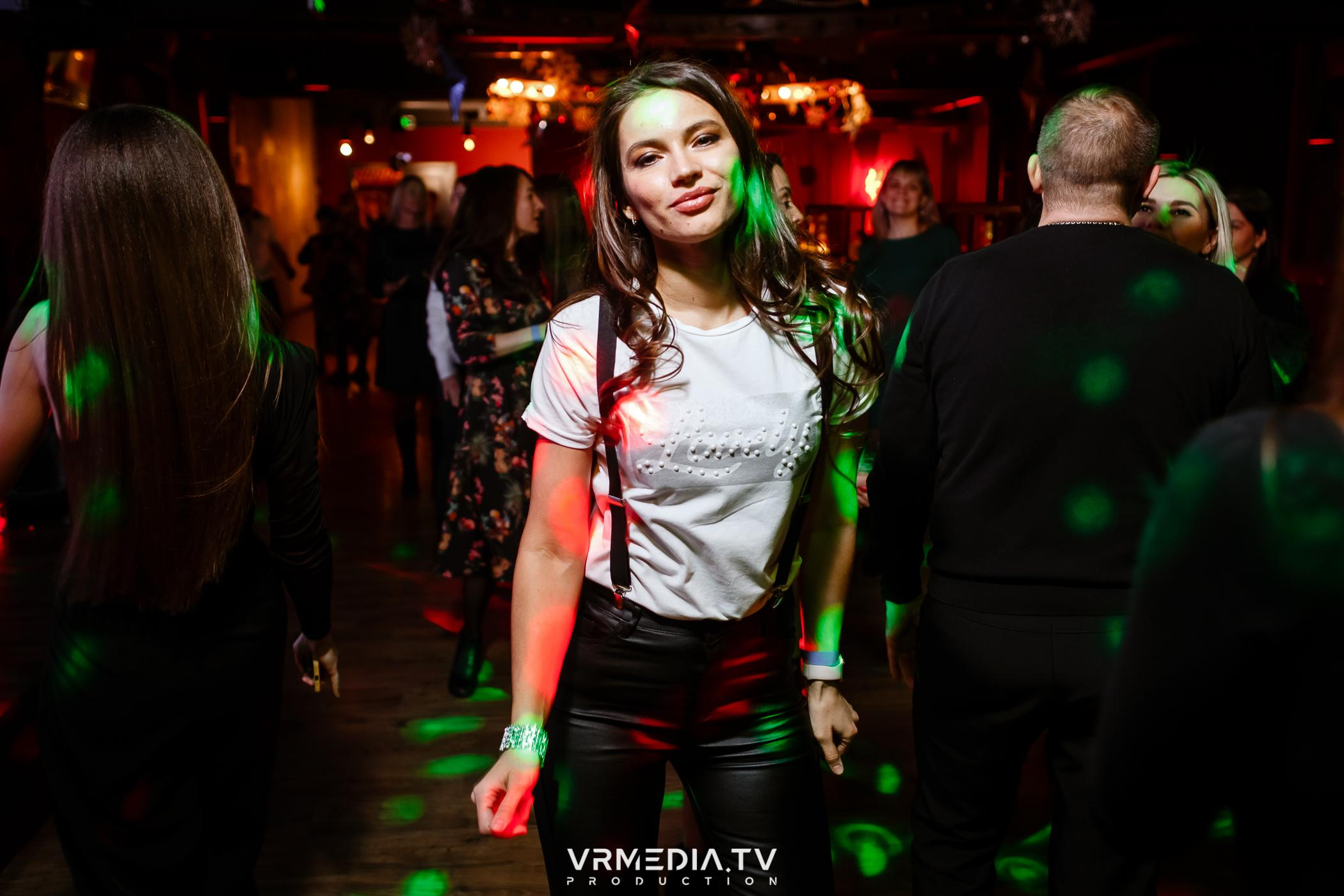 #НОВОГОДНИЕЖАРКИЕДНИИНОЧИ в гриль-баре «Жара»