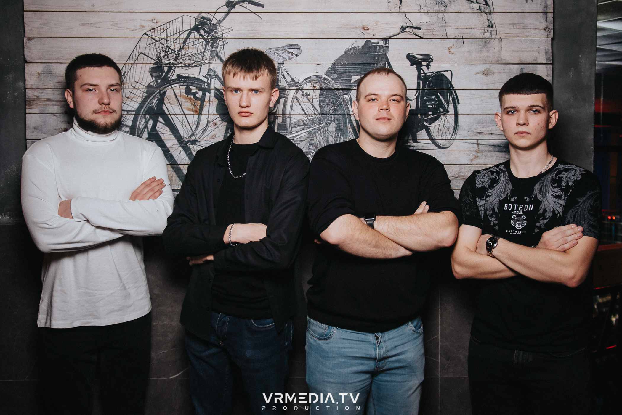 Выходные в баре «DOSKI»