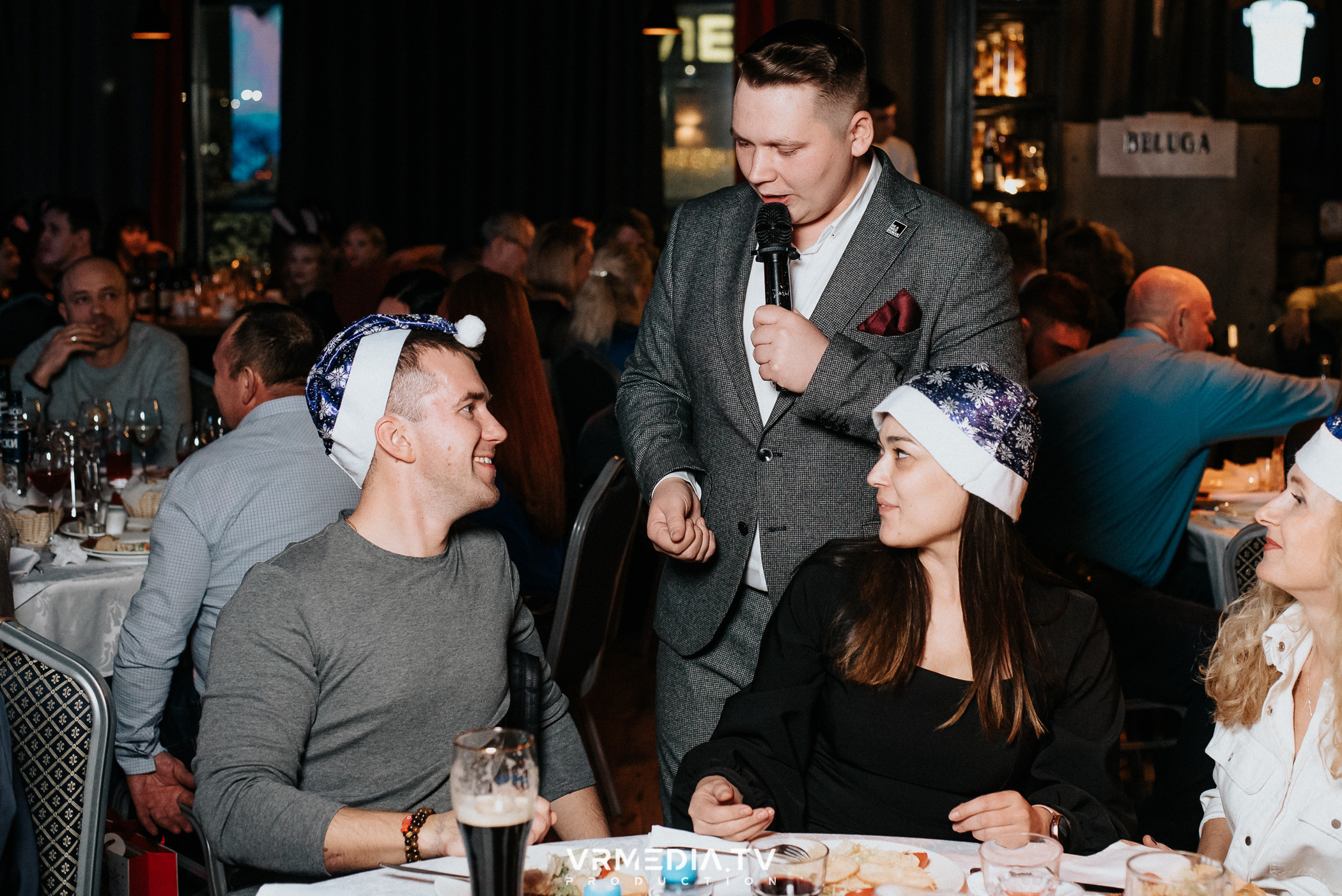 Жаркий новогодний корпоратив в гриль-баре «Жара»