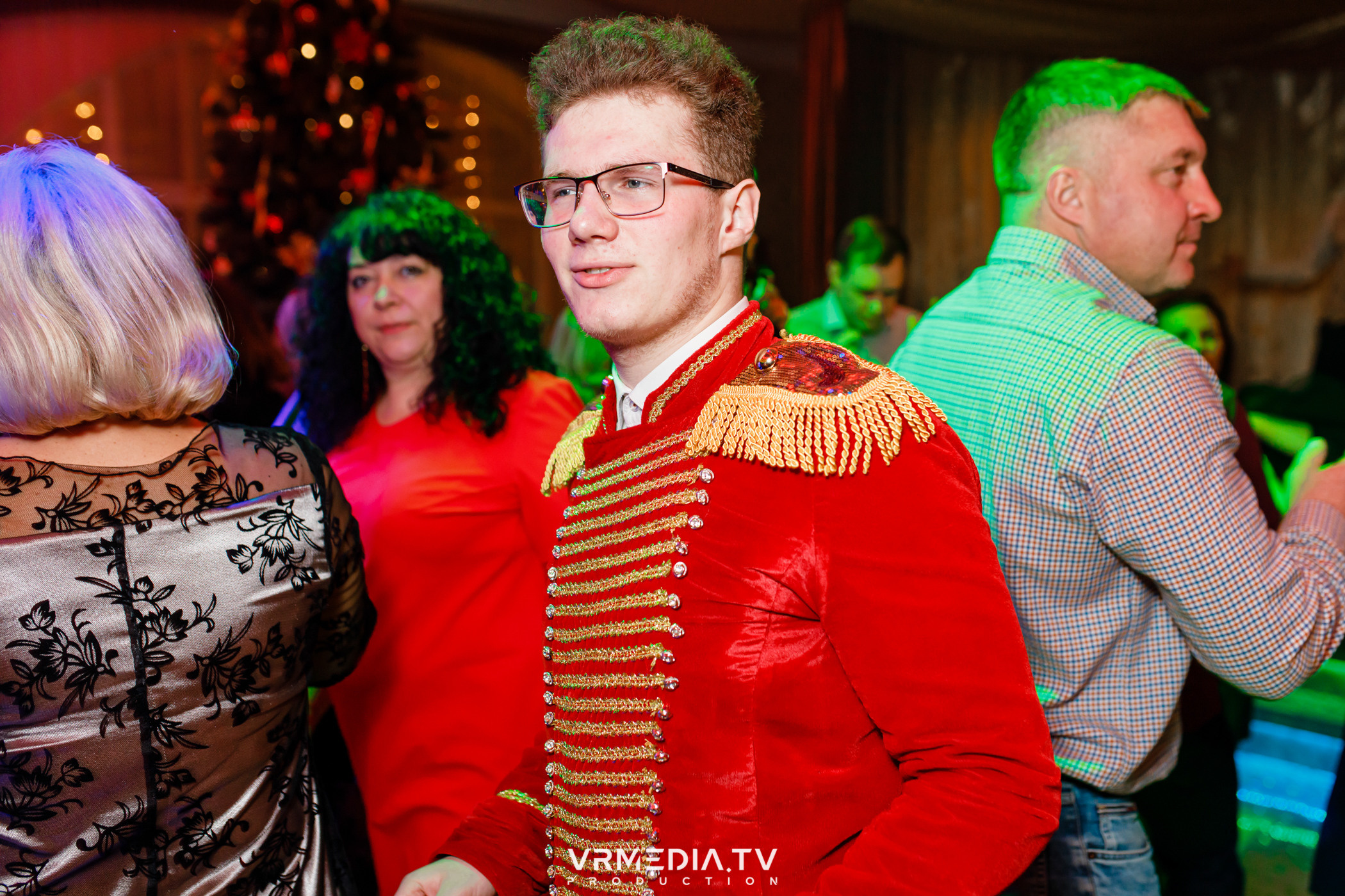 «Новогодний Мюзикл» в ресторане «Лазурный Берег»