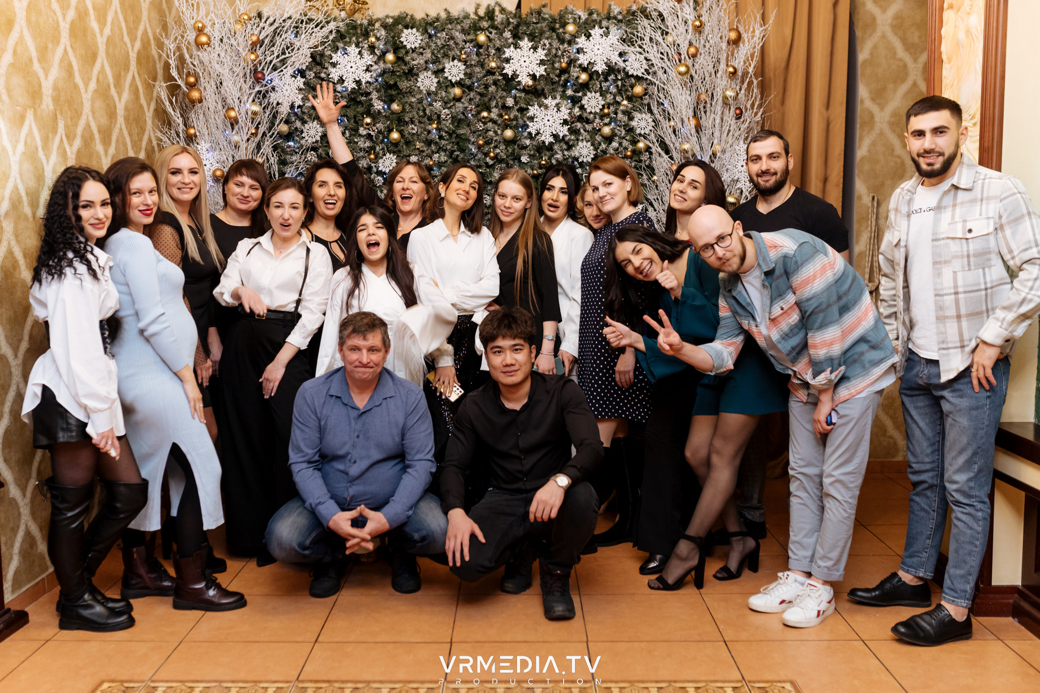 «Новогодний Мюзикл» в ресторане «Лазурный Берег»