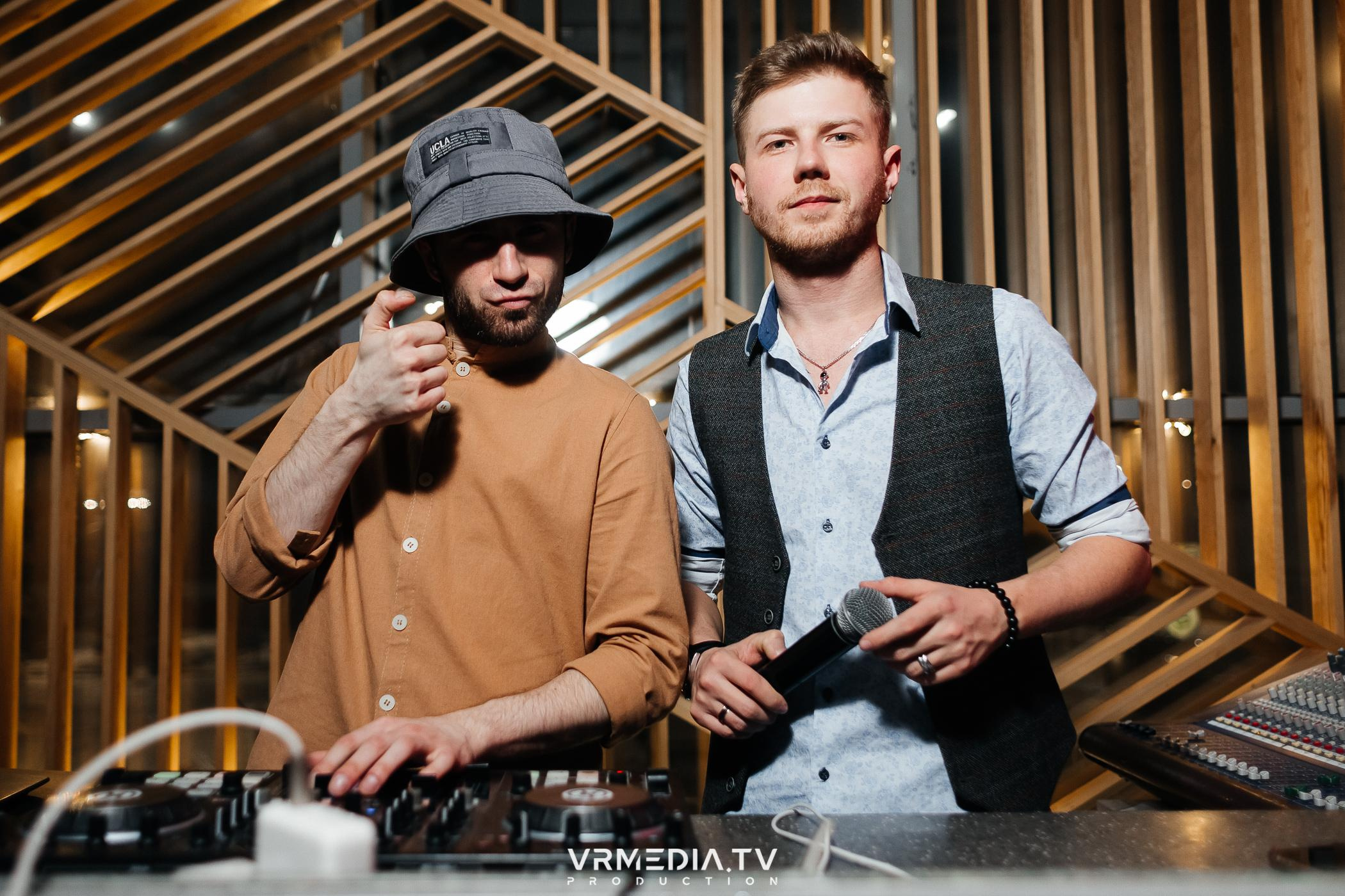 Выходные в баре «DOSKI»