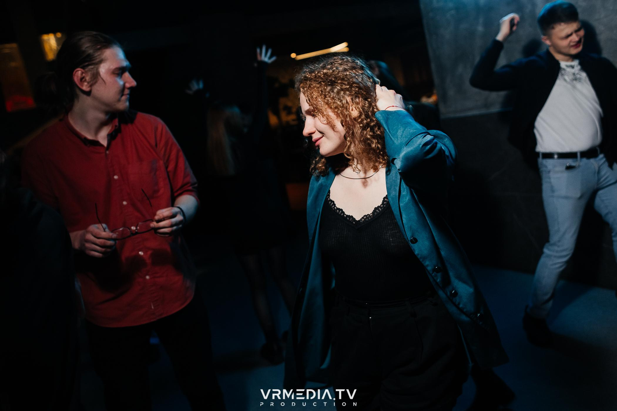 Выходные в баре «DOSKI»