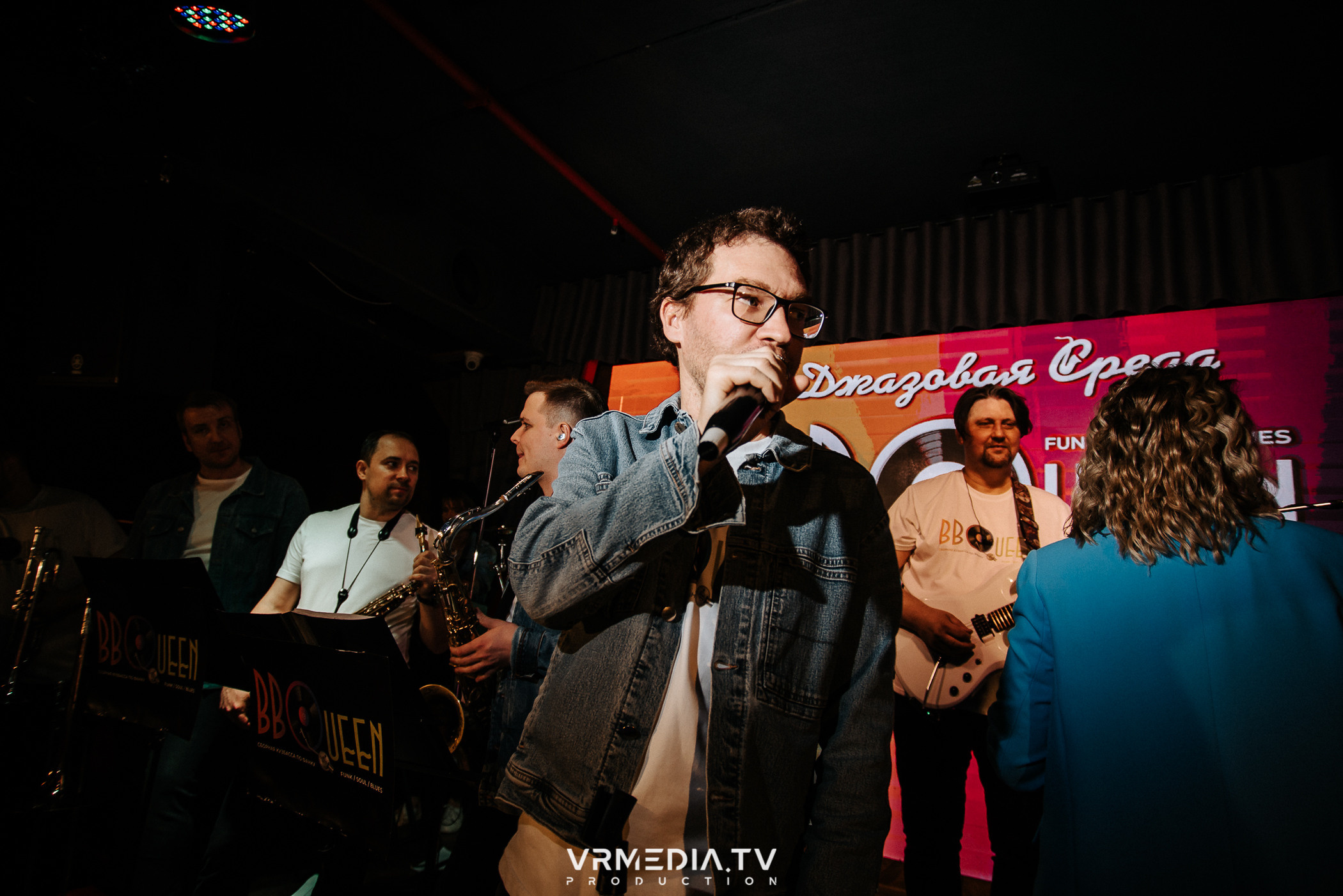 Джазовая среда: BBQueen: Переменная облачность