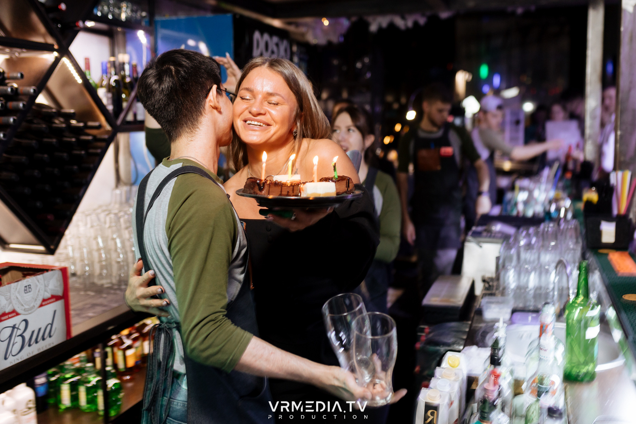 Выходные в баре «DOSKI»