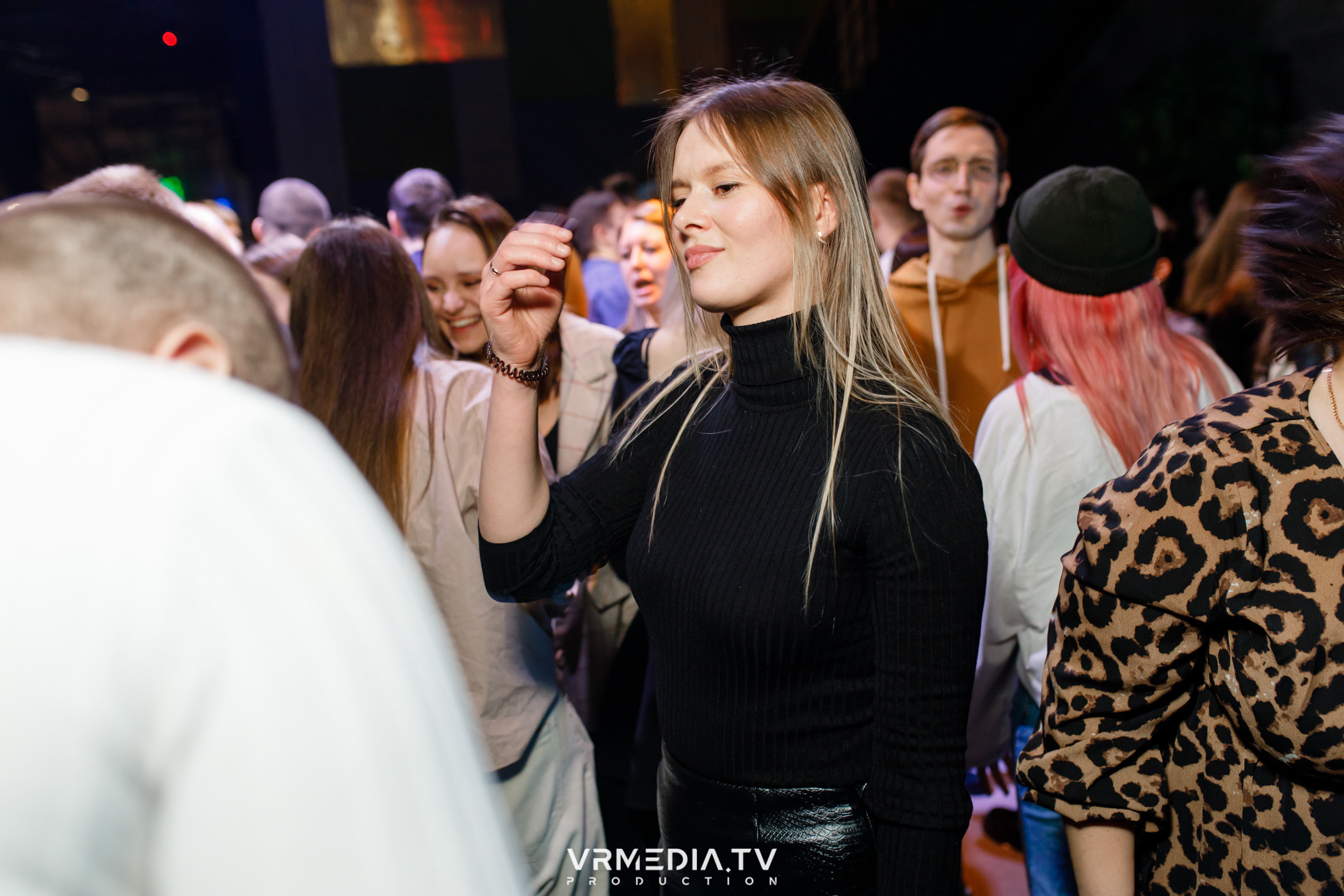 Выходные в баре «DOSKI»