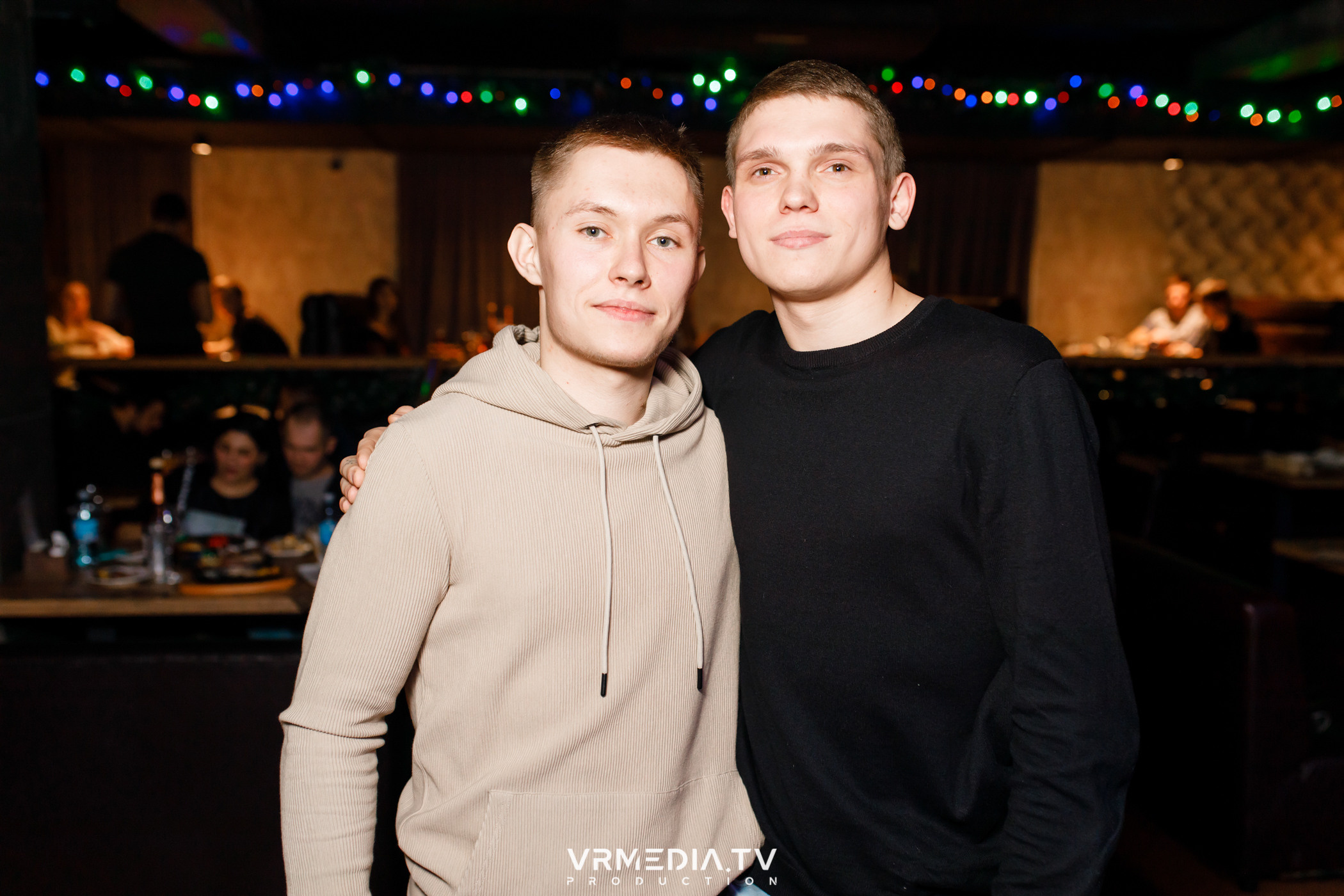 Выходные в баре «DOSKI»