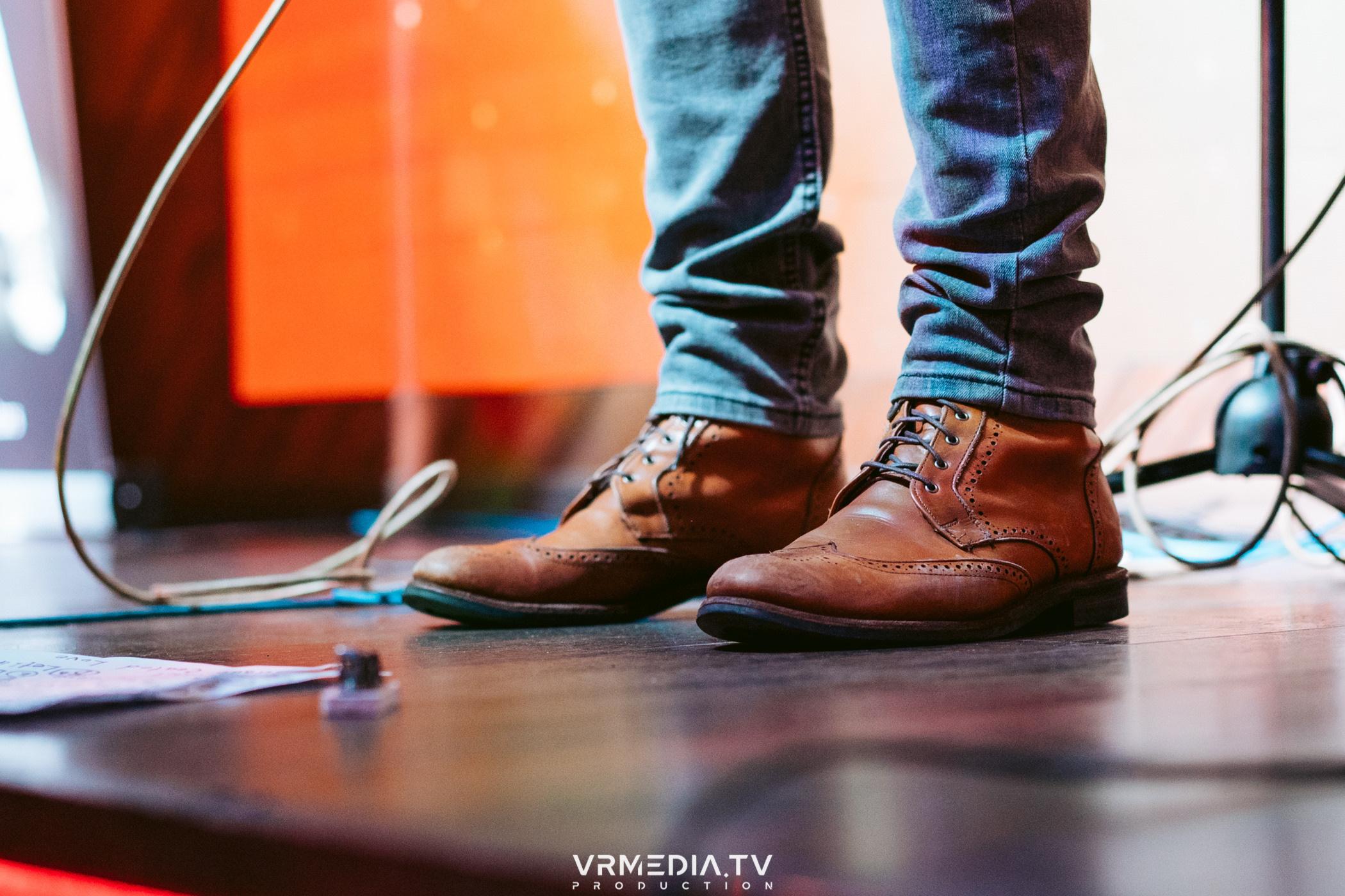 Джазовая среда: Чарльз Бёртон (США)