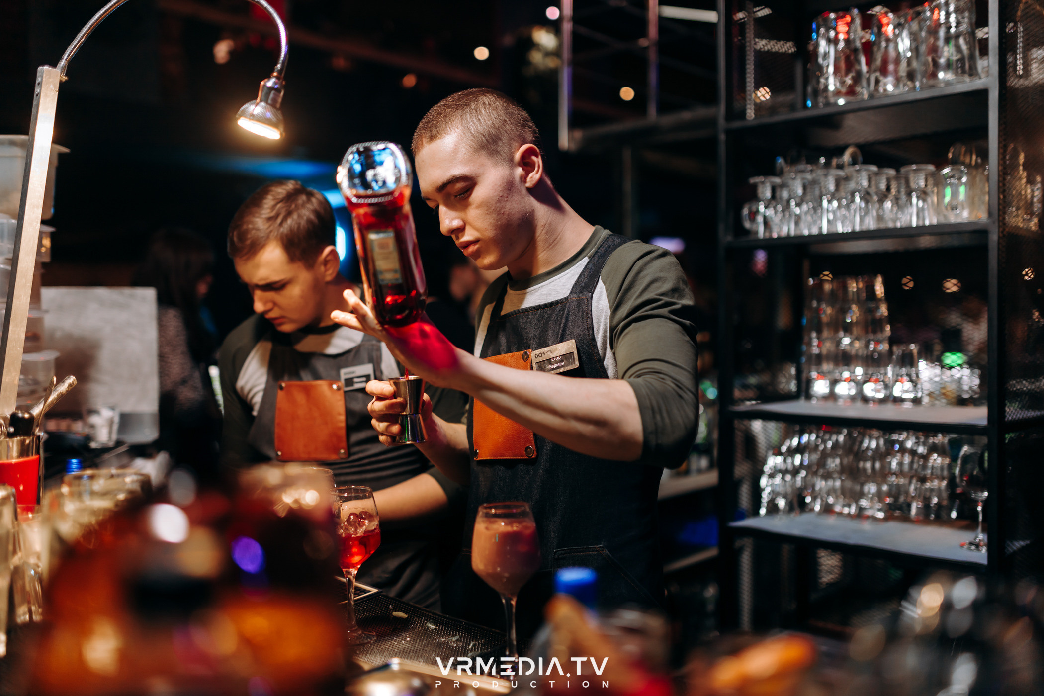 Выходные в баре «DOSKI»