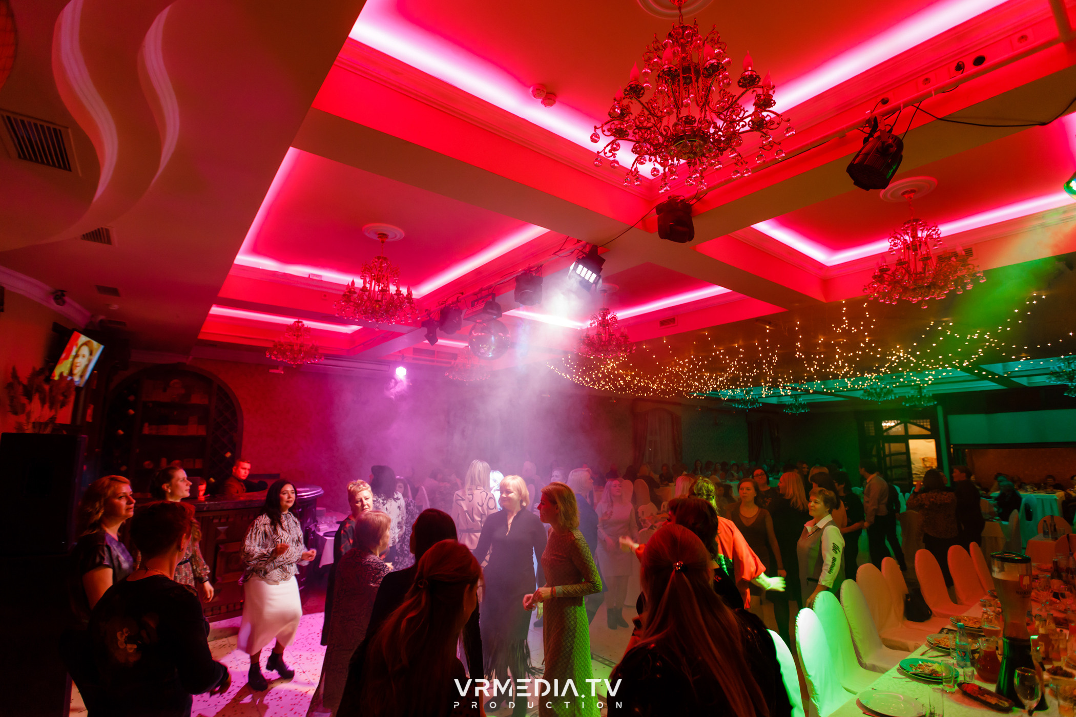 Международный женский день в ресторане «Лазурный Берег»