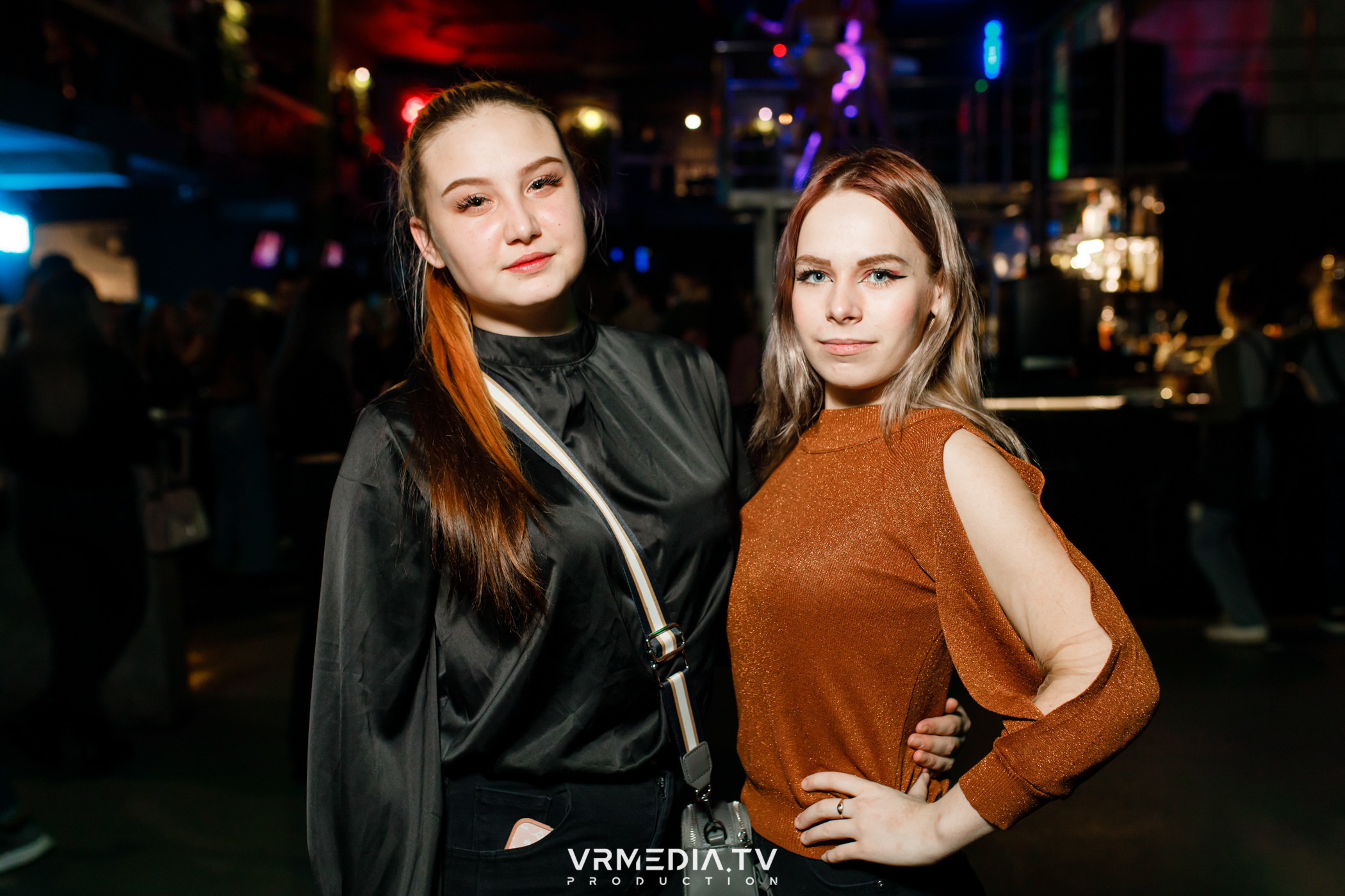 Выходные в баре «DOSKI»