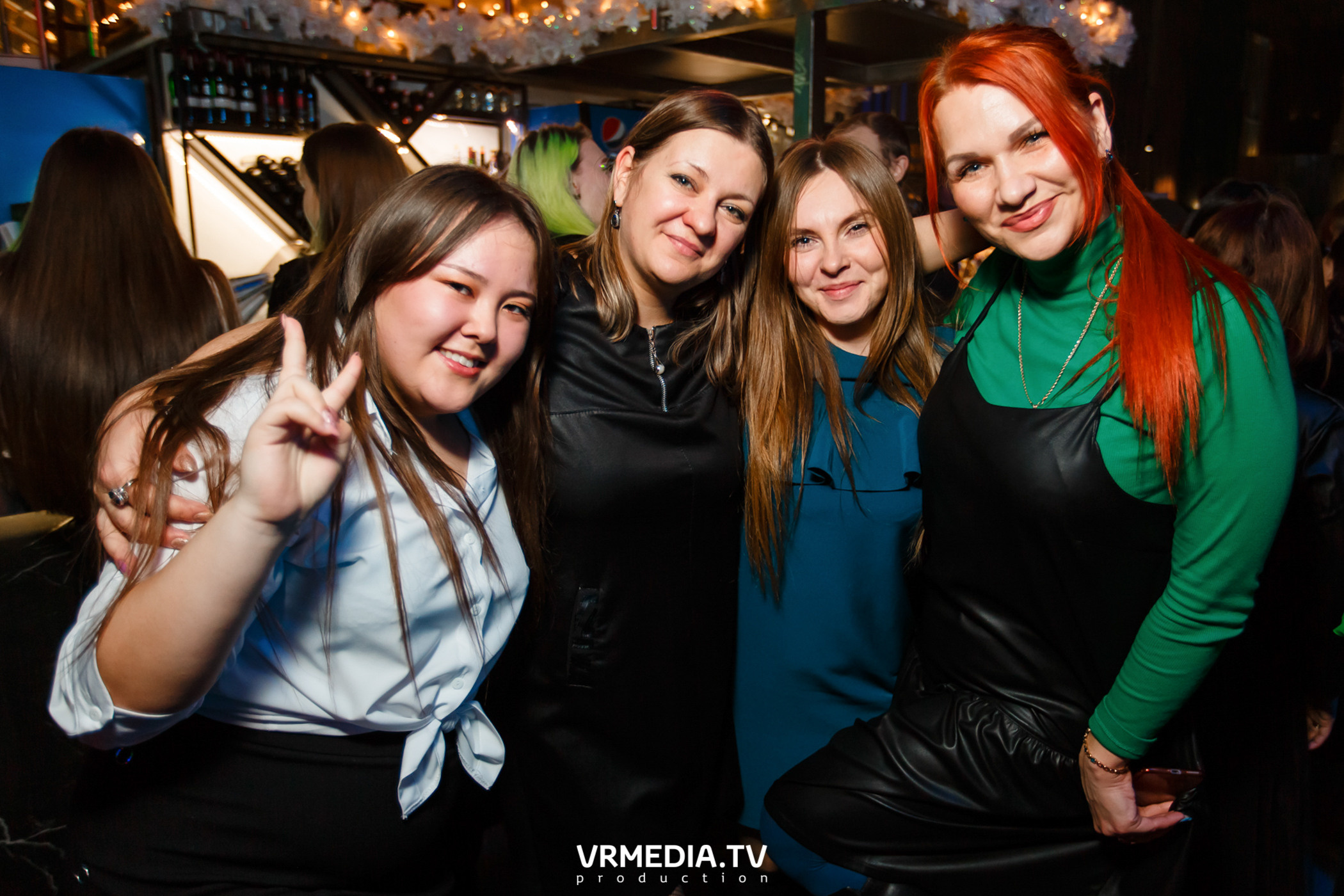 Выходные в баре «DOSKI»