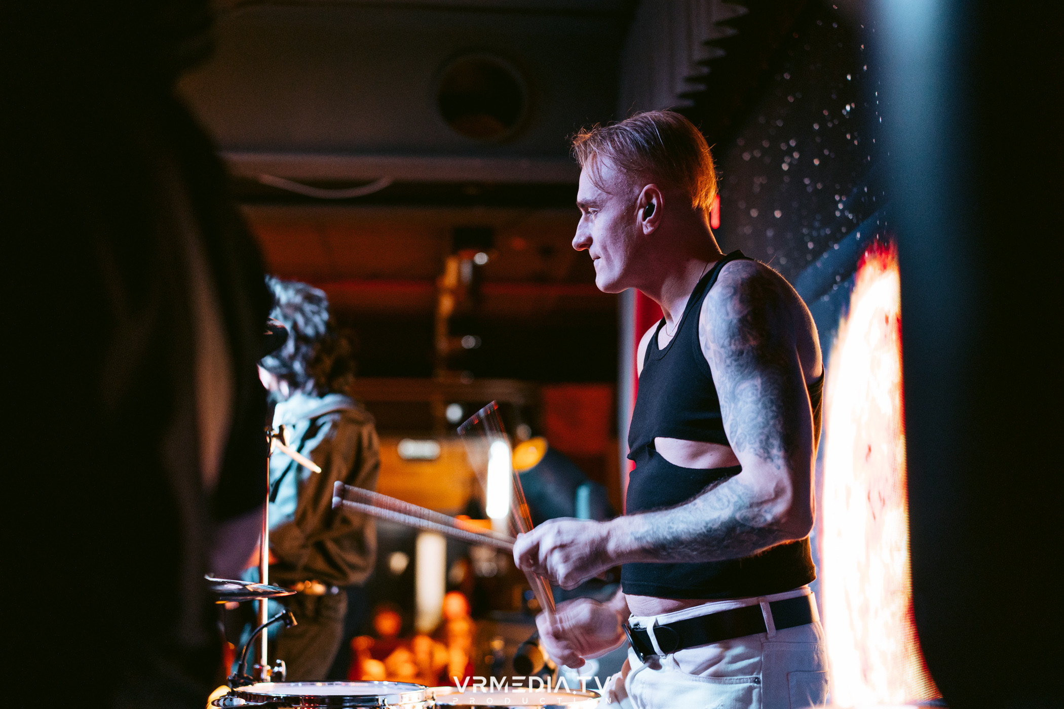 Джазовая среда: шоу «КИНОхроника»