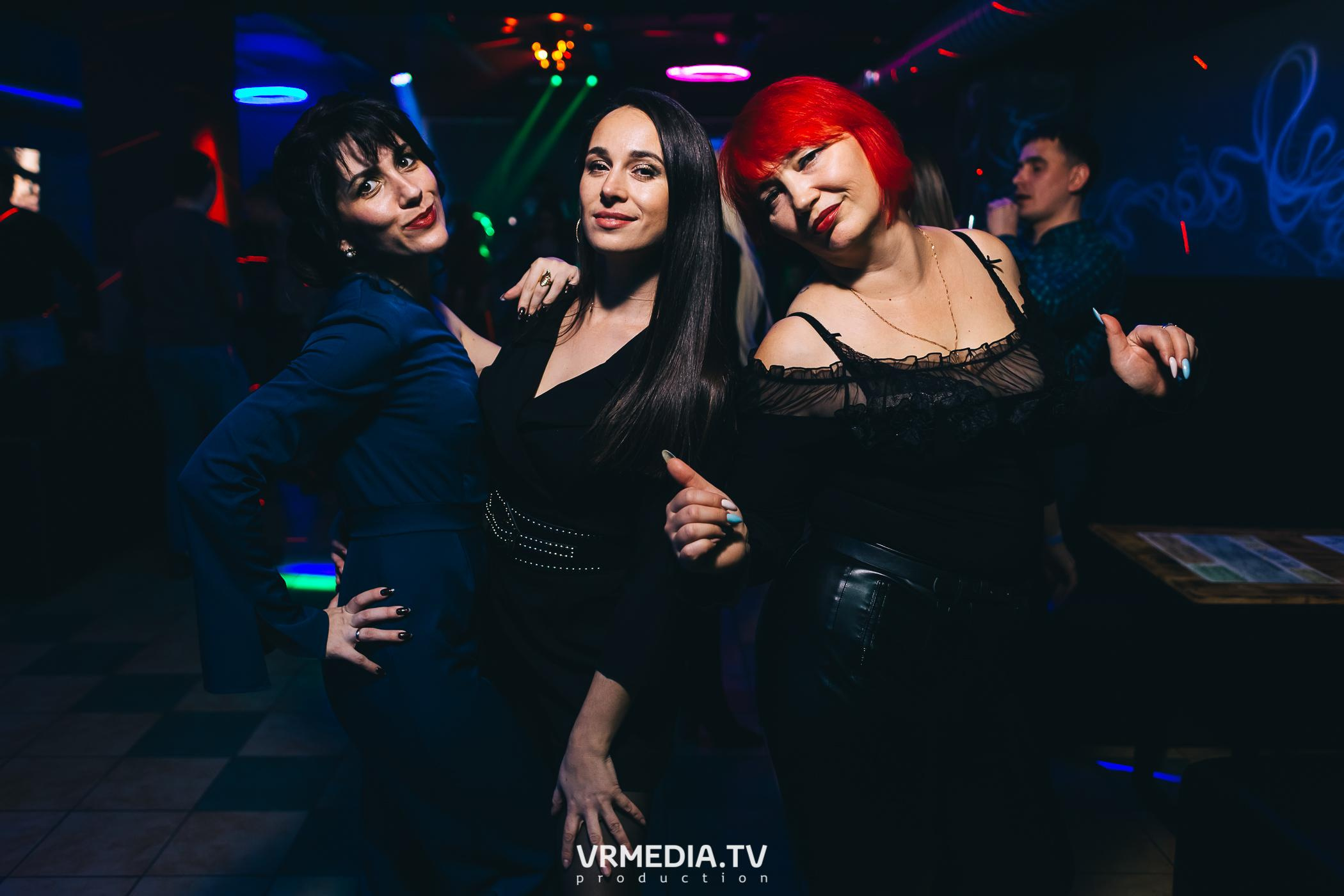 Выходные в баре «BORODA»