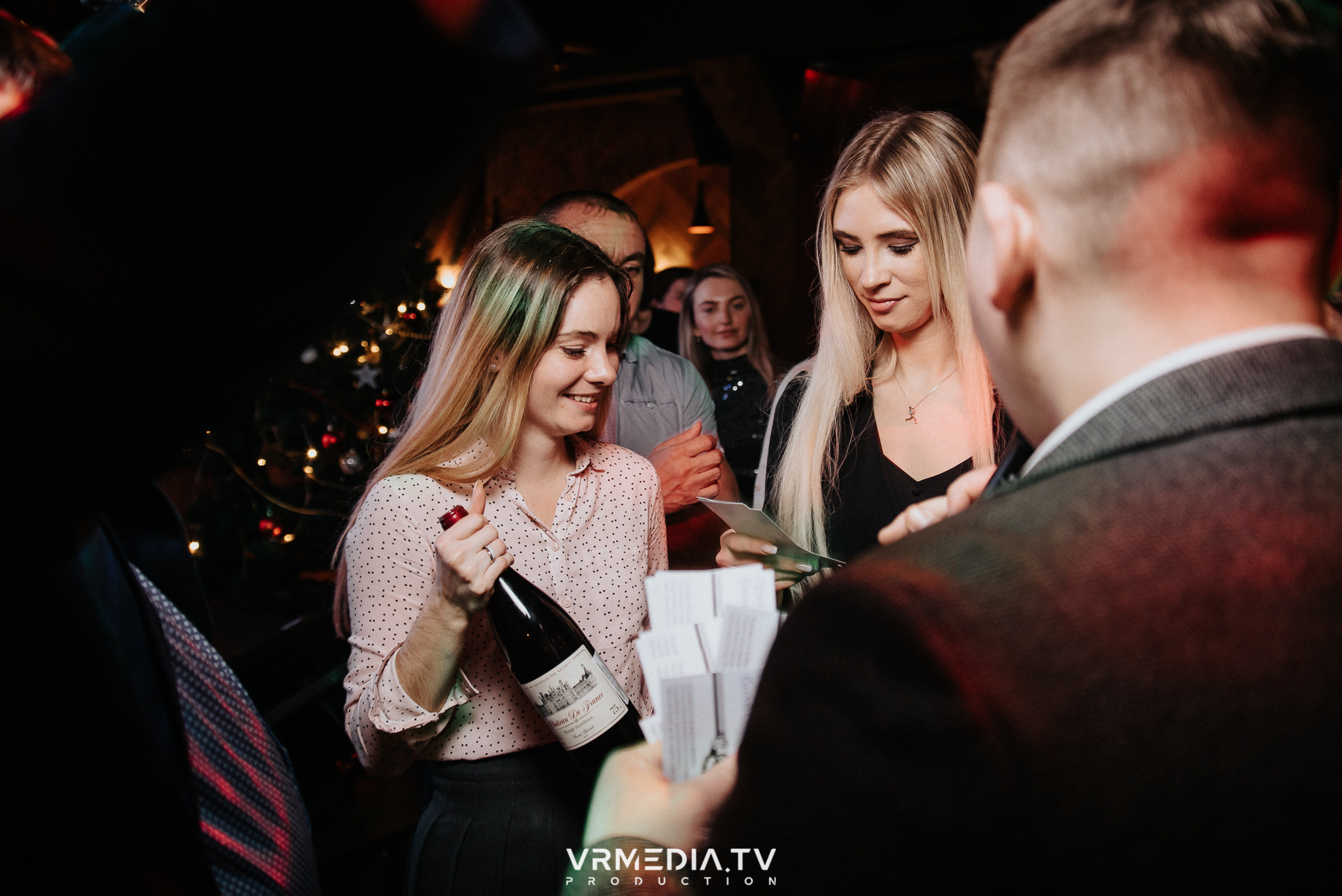 Жаркий новогодний корпоратив в гриль-баре «Жара»