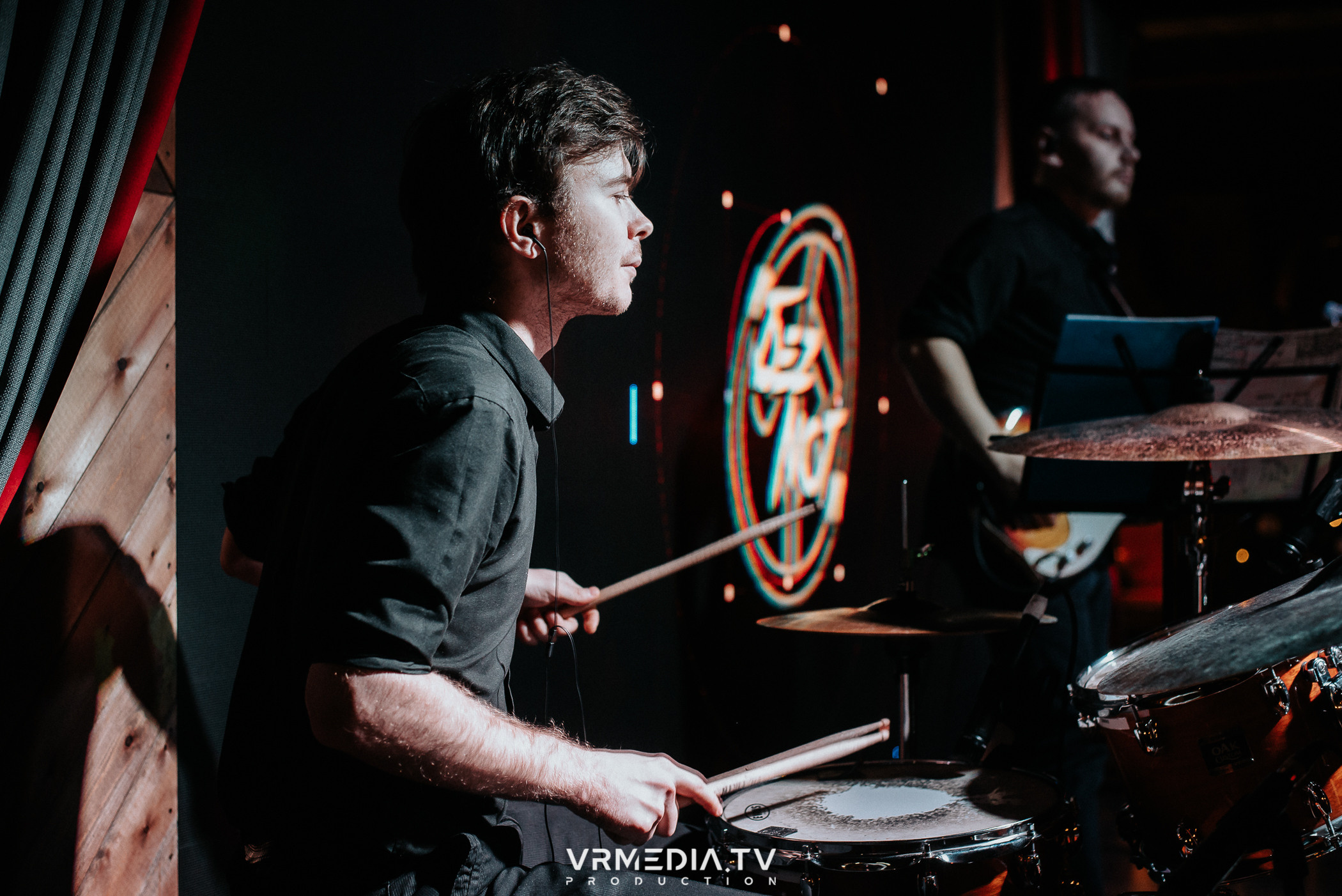 Жаркий новогодний корпоратив в гриль-баре «Жара»