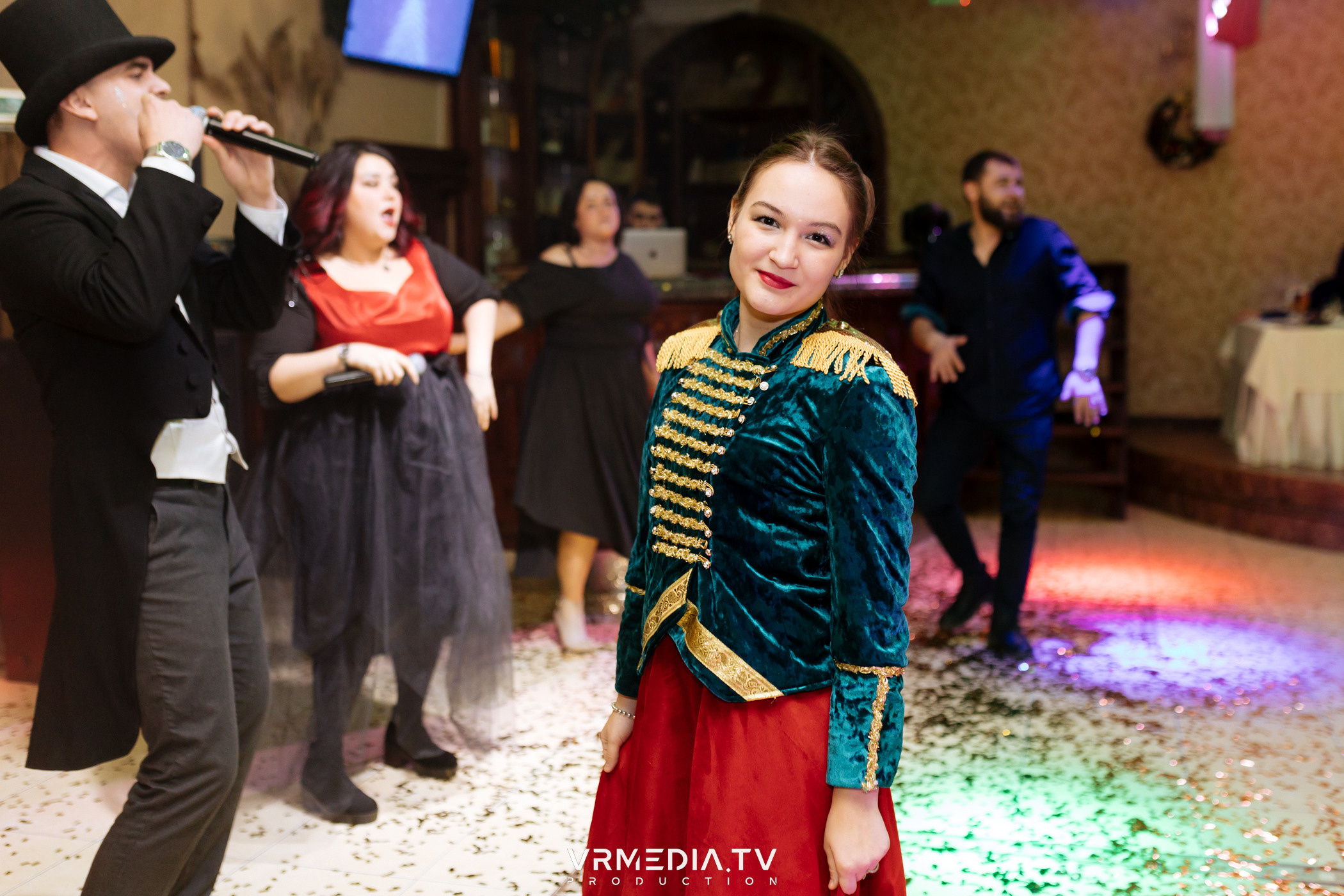 «Новогодний Мюзикл» в ресторане «Лазурный Берег»