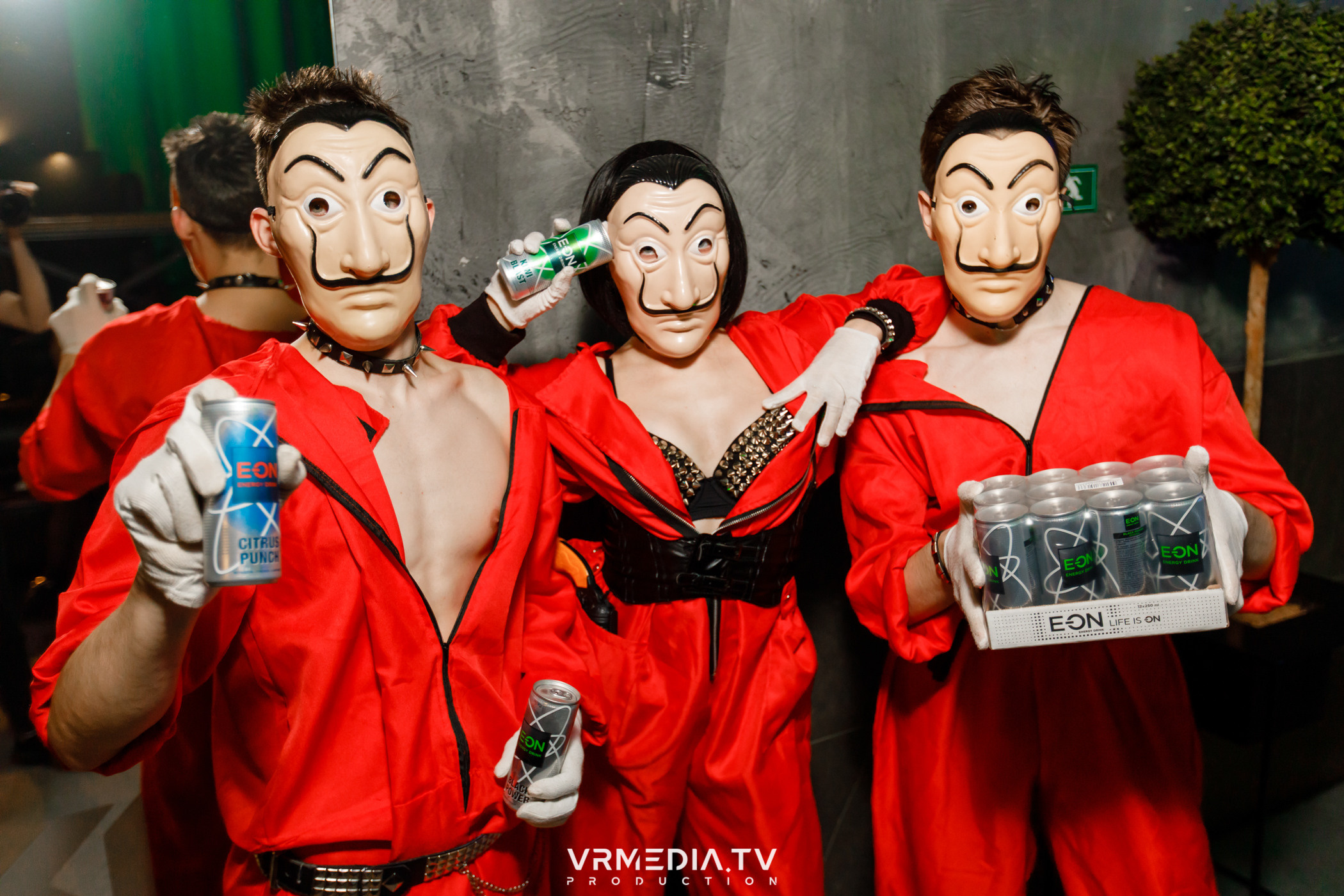 Выходные в баре «DOSKI»