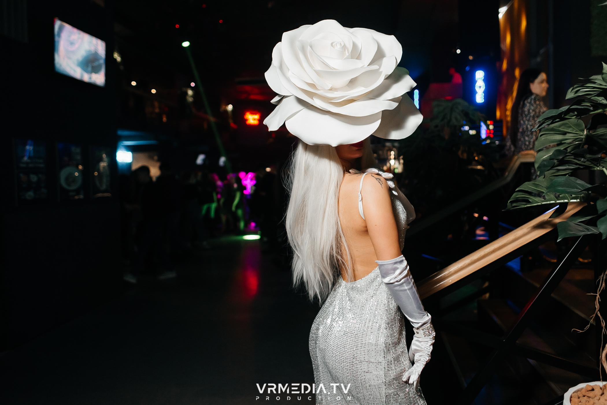 Выходные в баре «DOSKI»