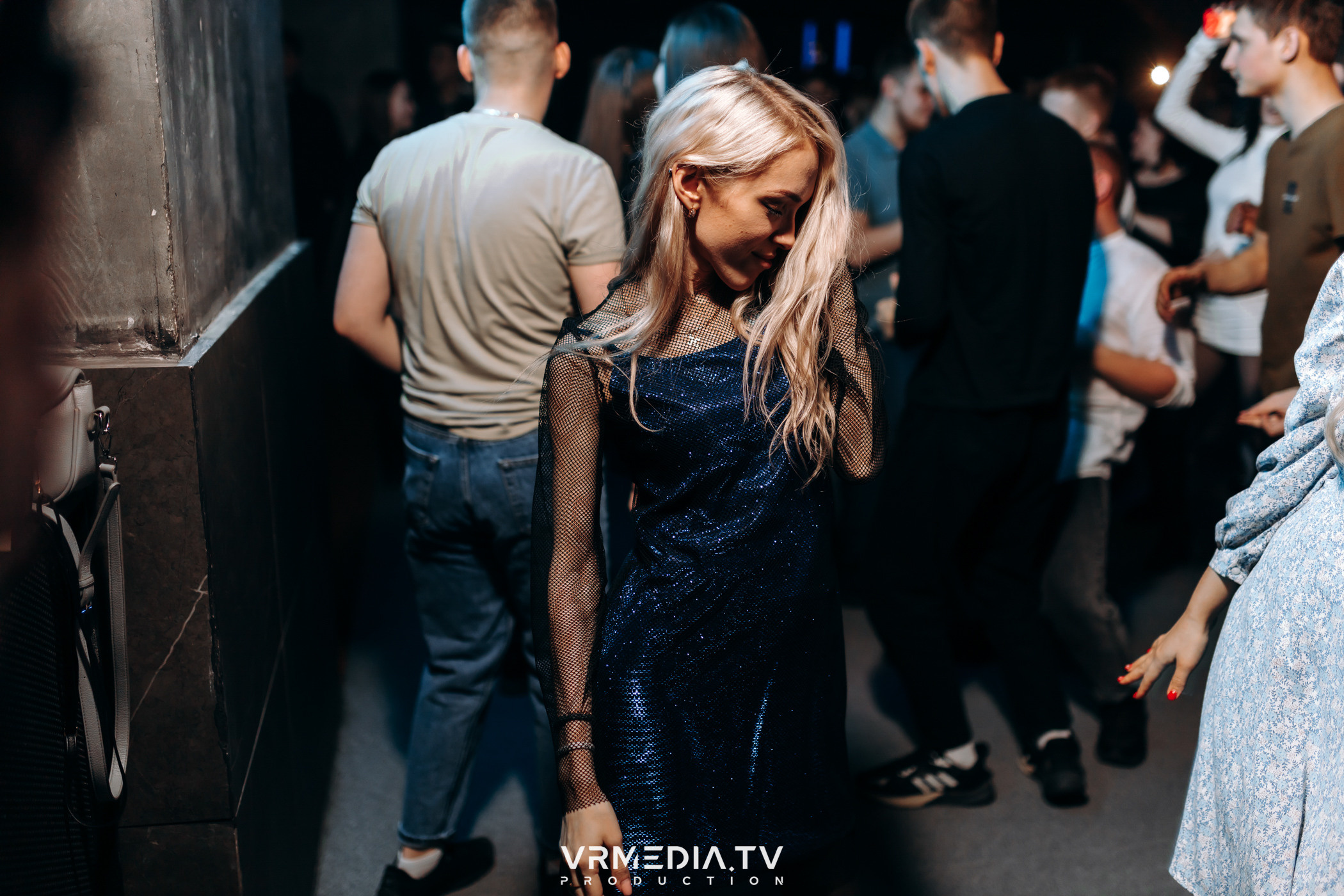 Выходные в баре «DOSKI»