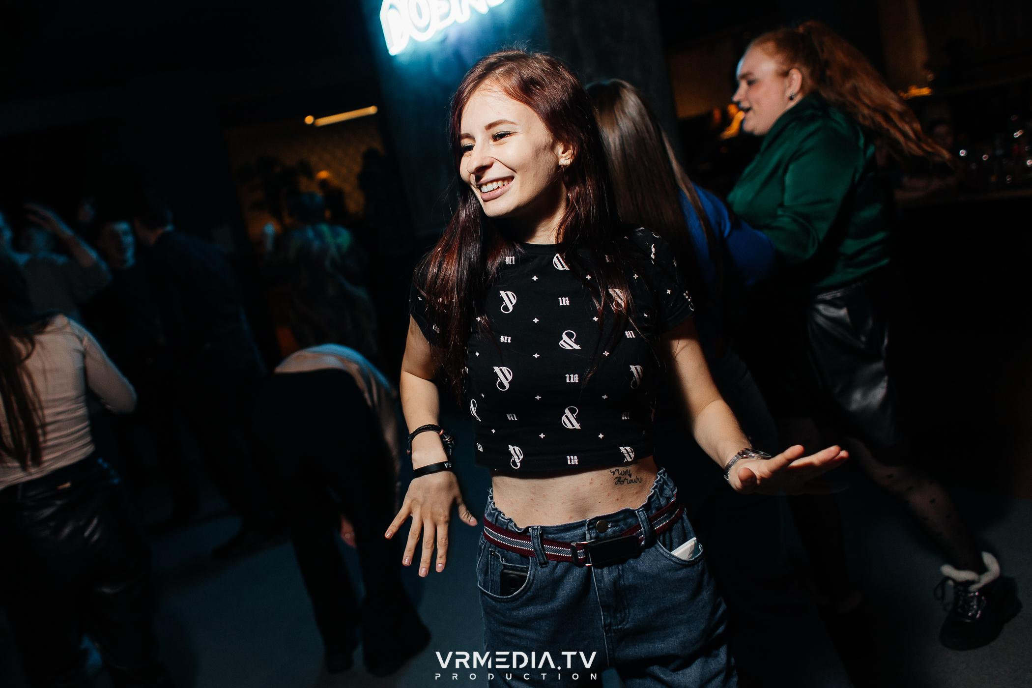 Выходные в баре «DOSKI»