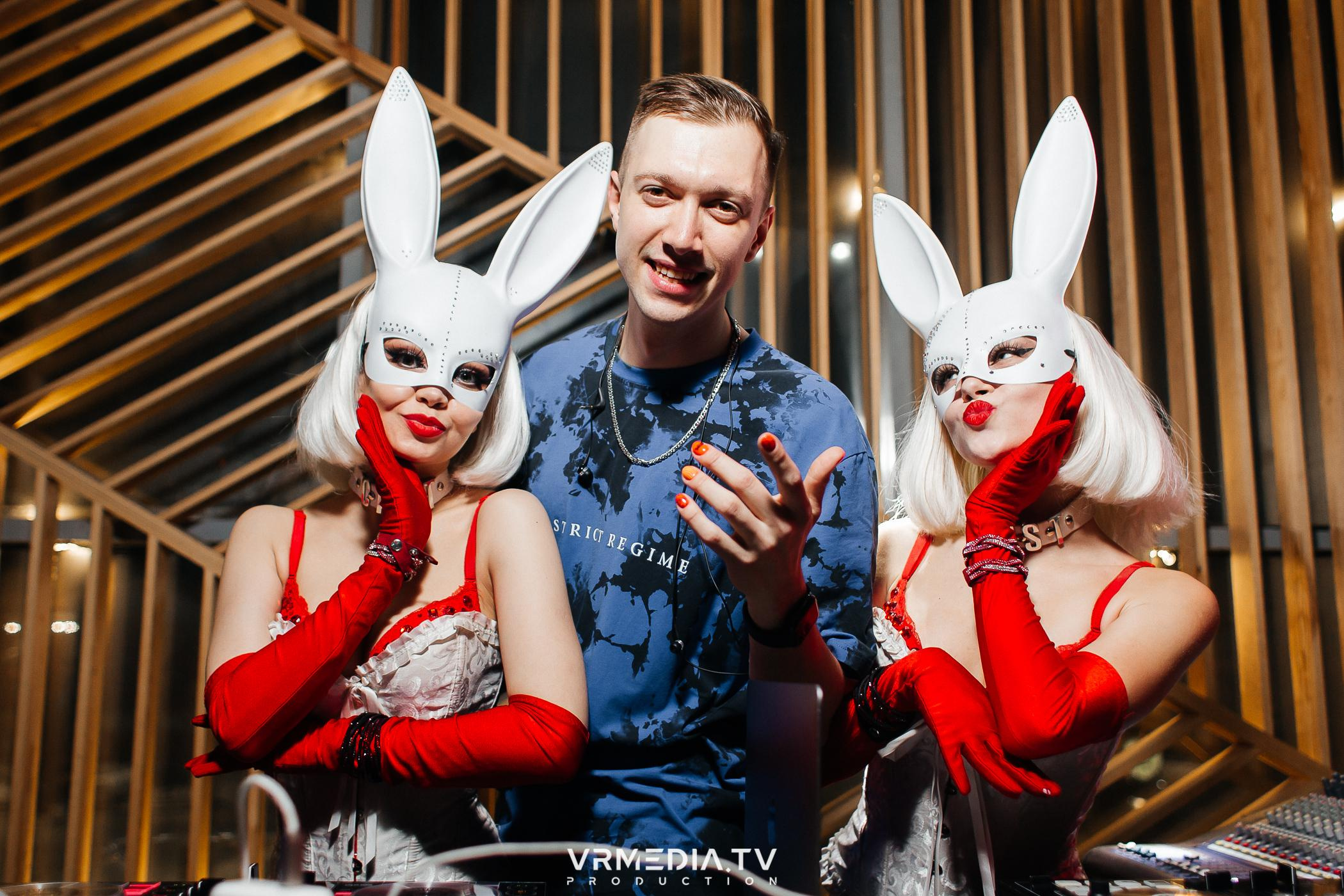 Woman party в караоке-баре «Opera»