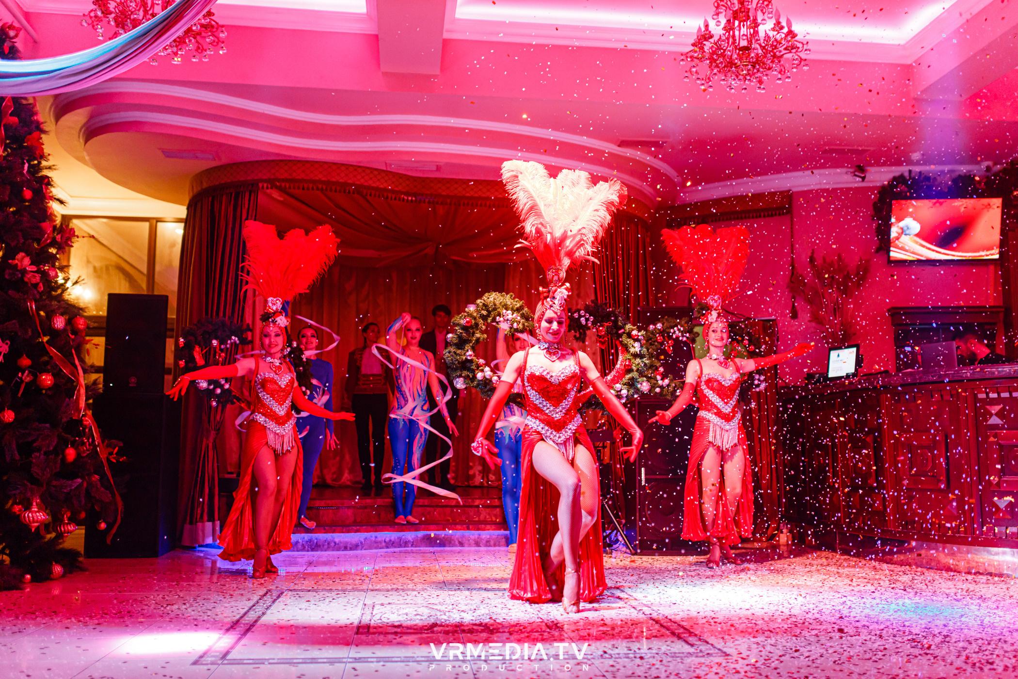 «Новогодний Мюзикл» в ресторане «Лазурный Берег»