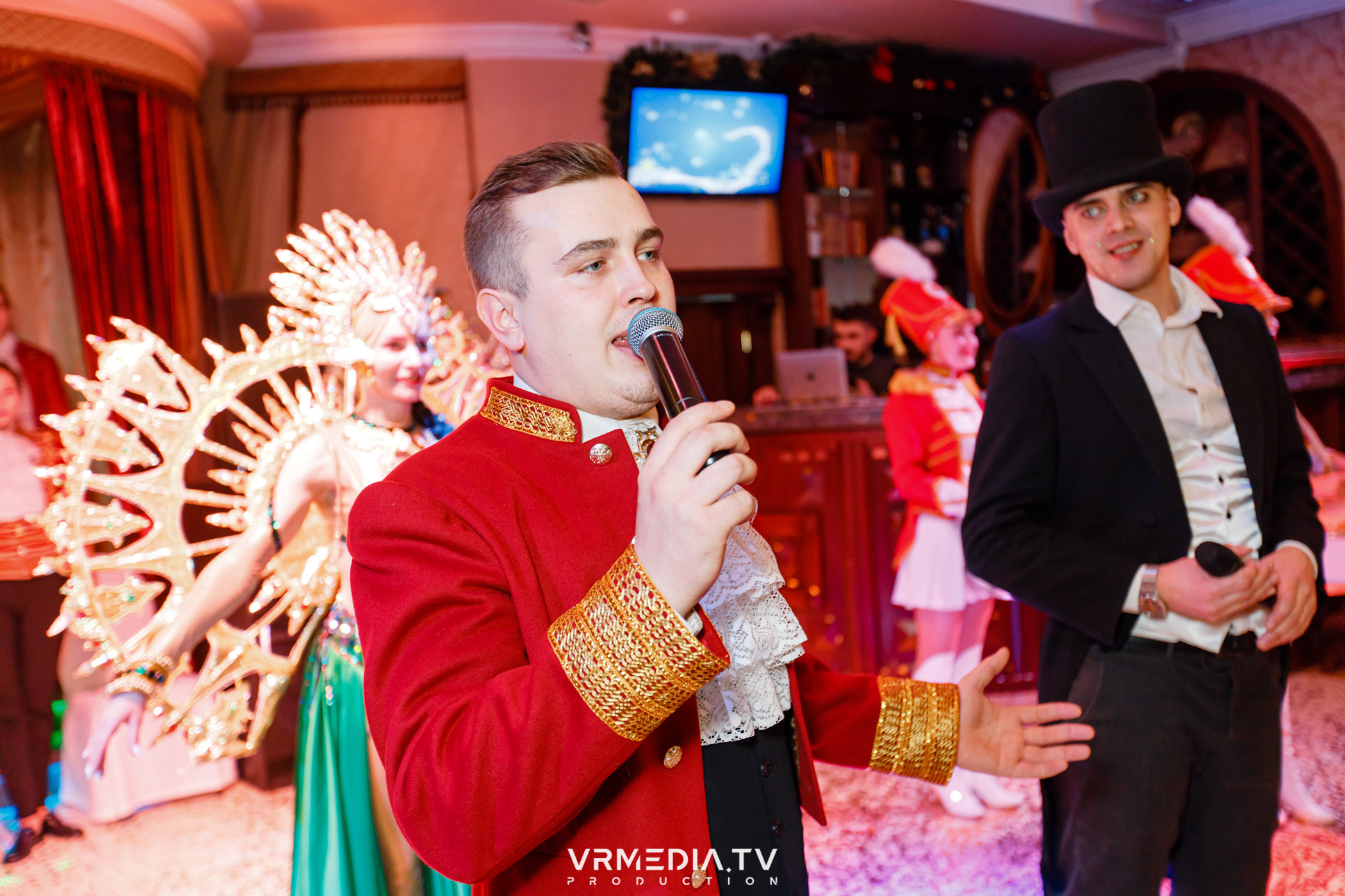 «Новогодний Мюзикл» в ресторане «Лазурный Берег»