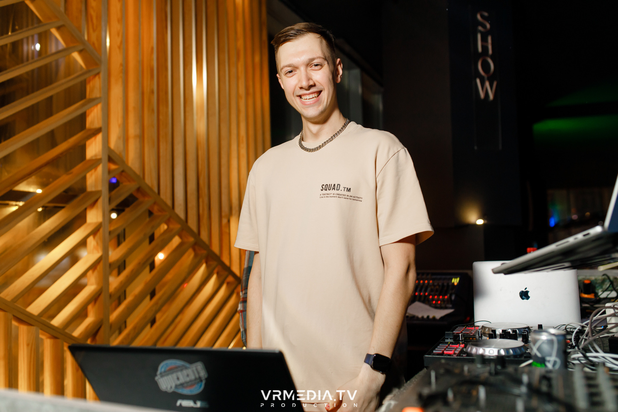 Выходные в баре «DOSKI»