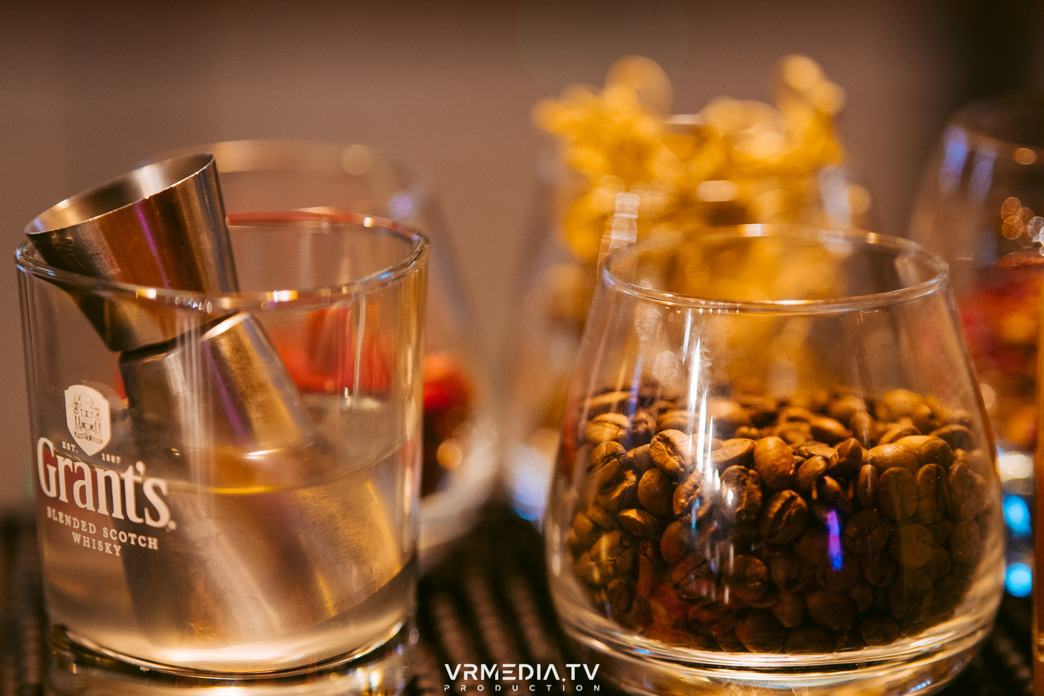 Джазовая среда: Майя Усенко. Песни как Бабочки