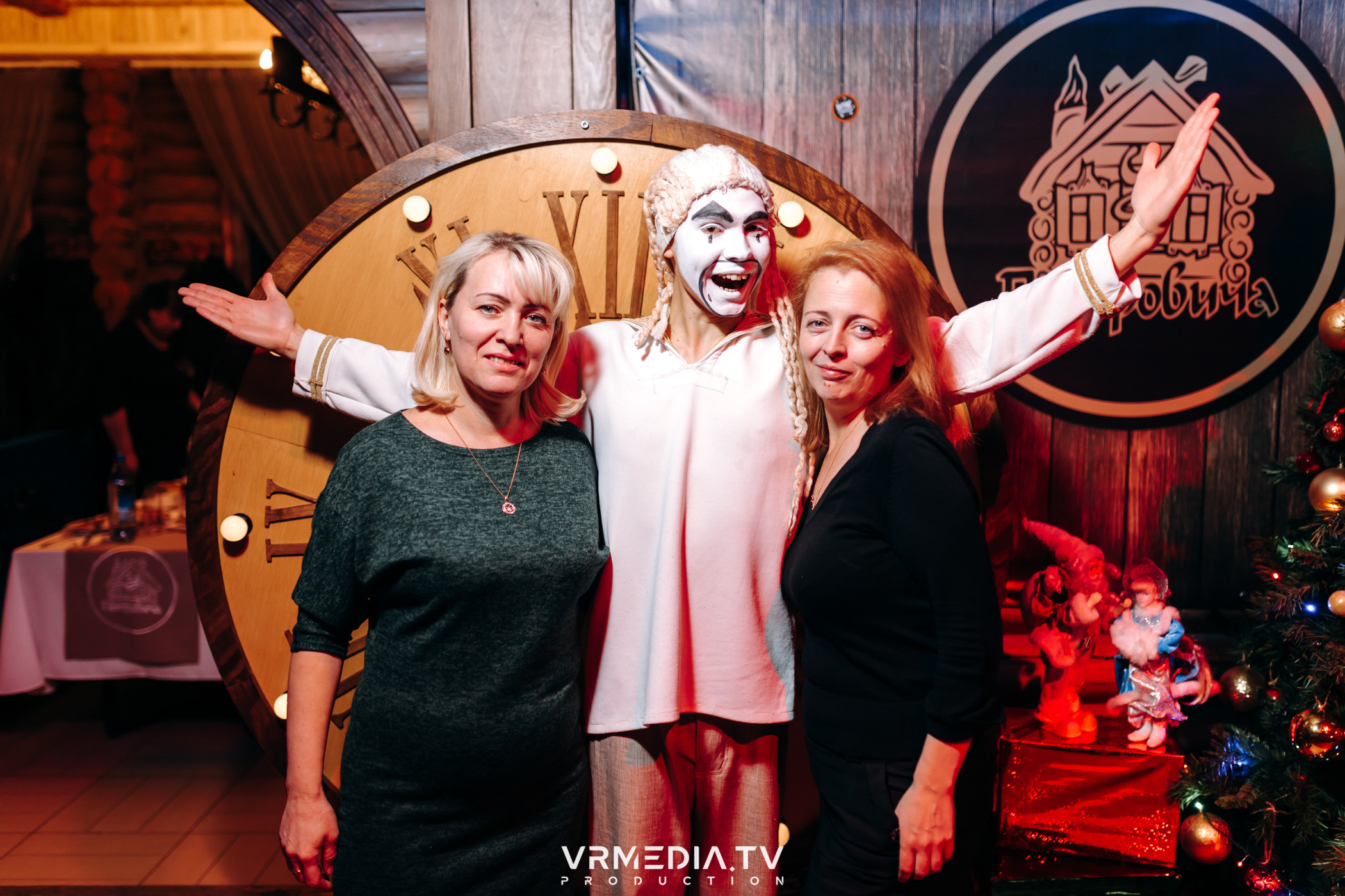 Новогодний вечер «У Петровича»