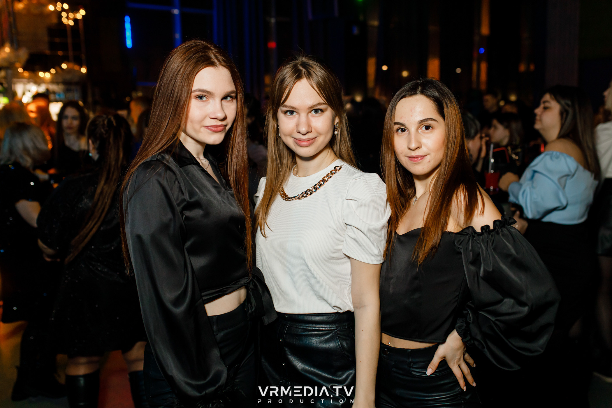 Выходные в баре «DOSKI»