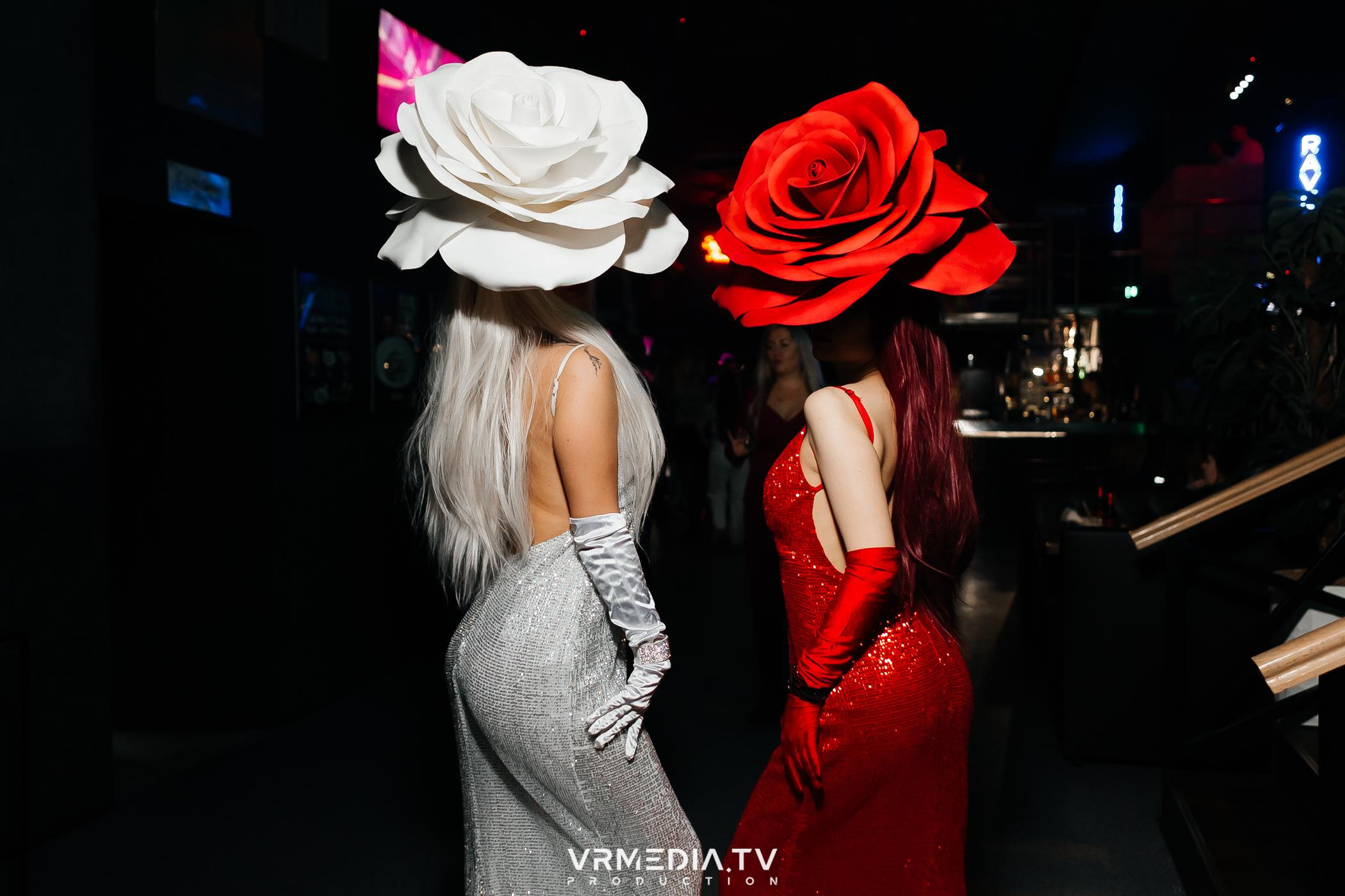 Выходные в баре «DOSKI»