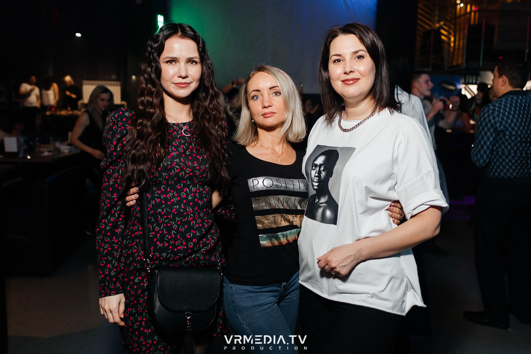 Выходные в баре «DOSKI»