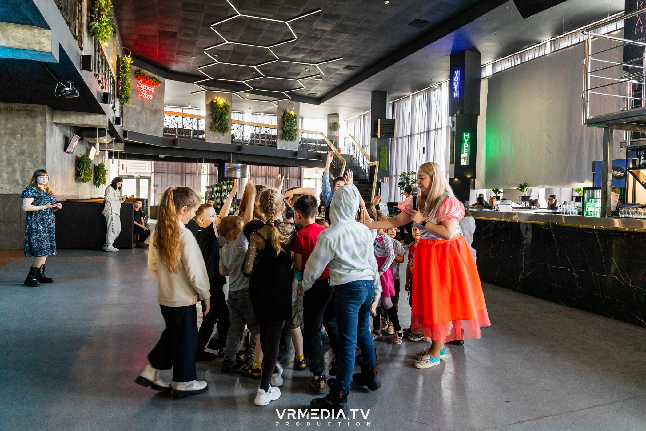 Baby time в баре «DOSKI»