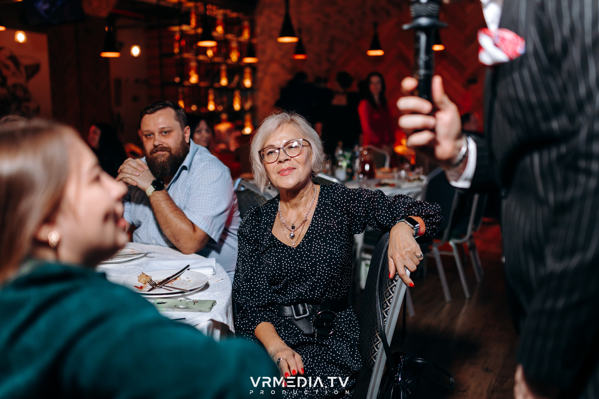 Жаркий новогодний корпоратив в гриль-баре «Жара»