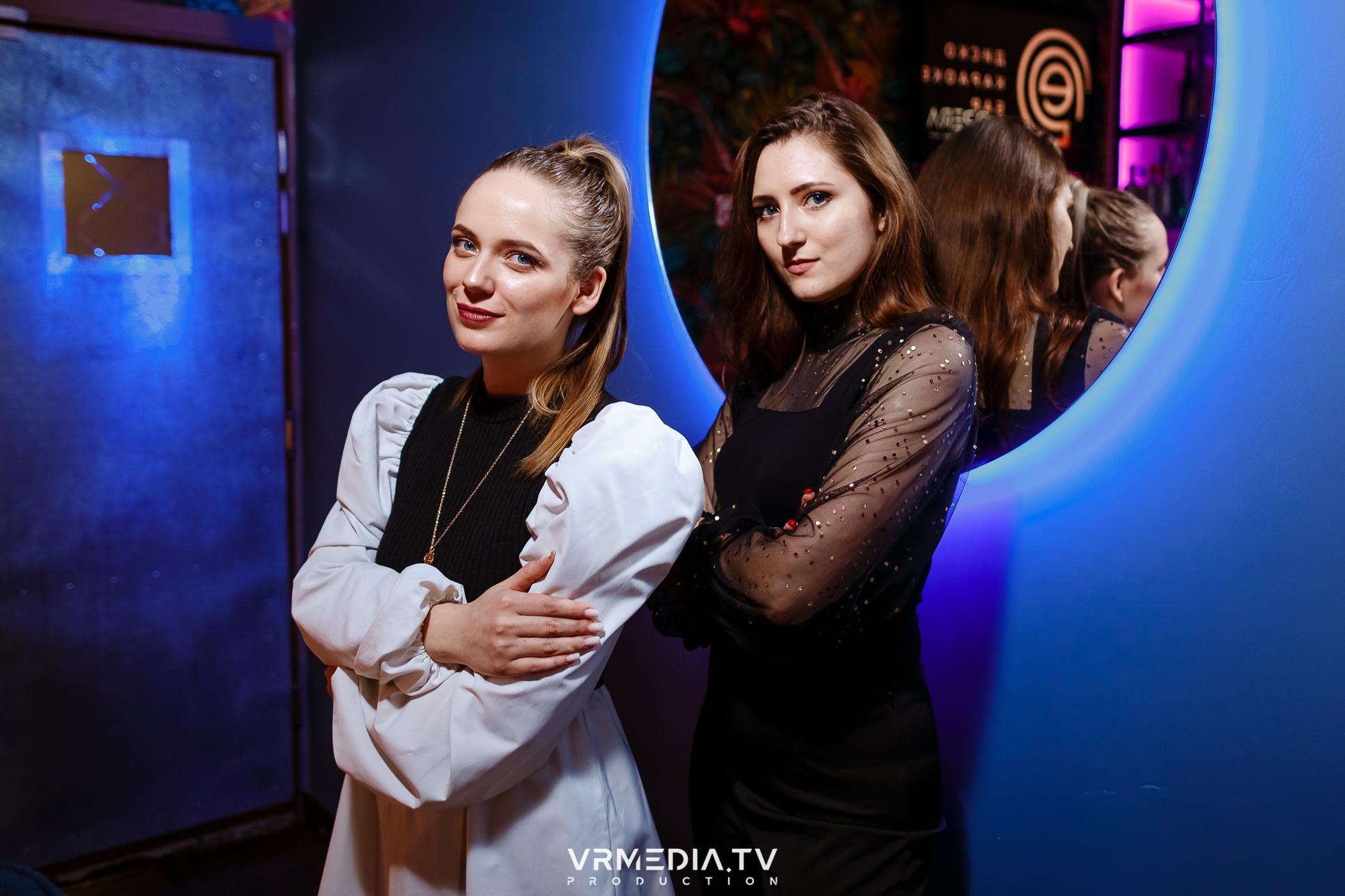 Новогодние корпоративы в караоке-баре «Опера»