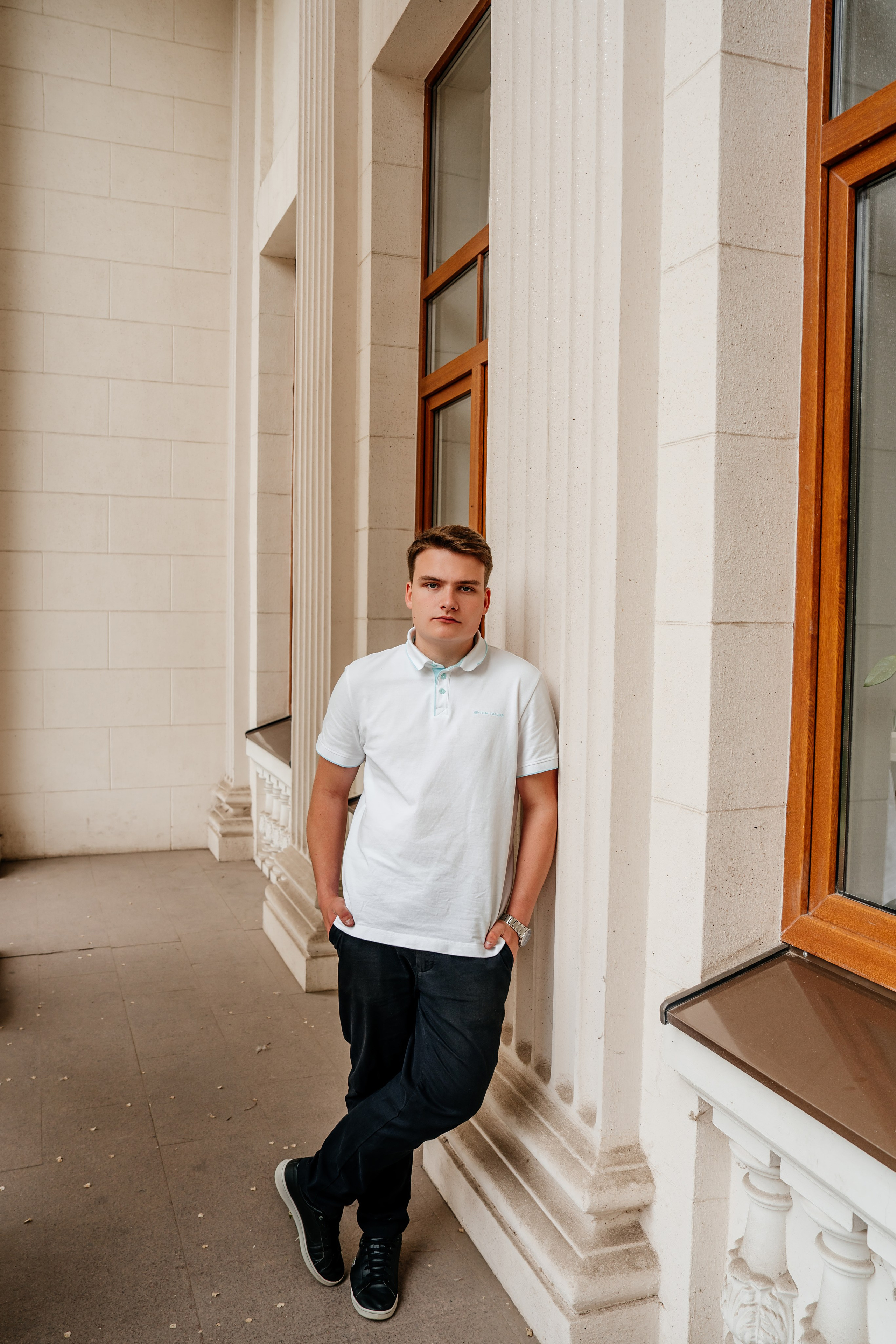 Портреты 9-11- уличная локация. Выпускные альбомы