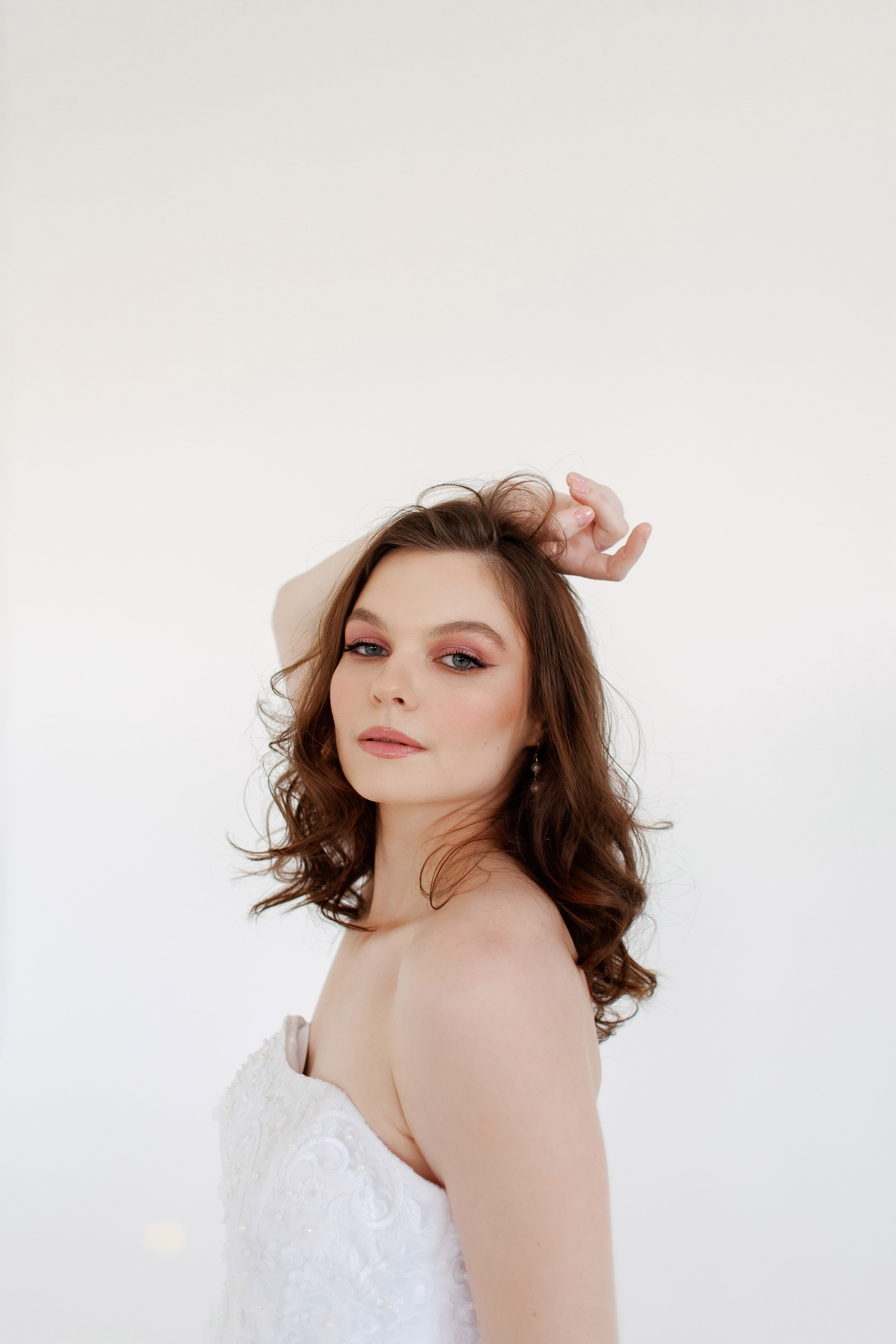 Фотосессия свадебных платьев в студии