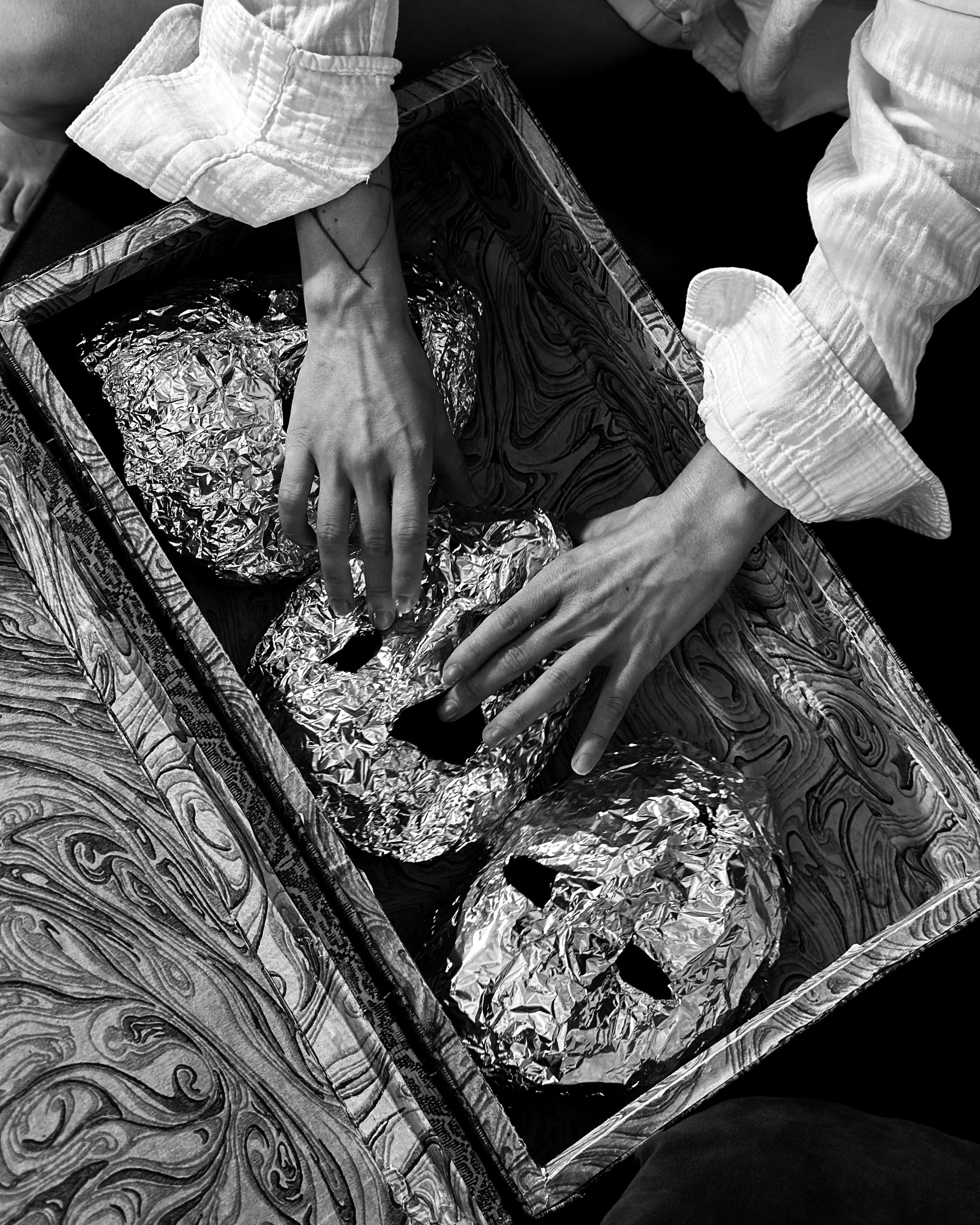 Authentic weight. Anna Sazhenkova photographer and visual artist from Russia