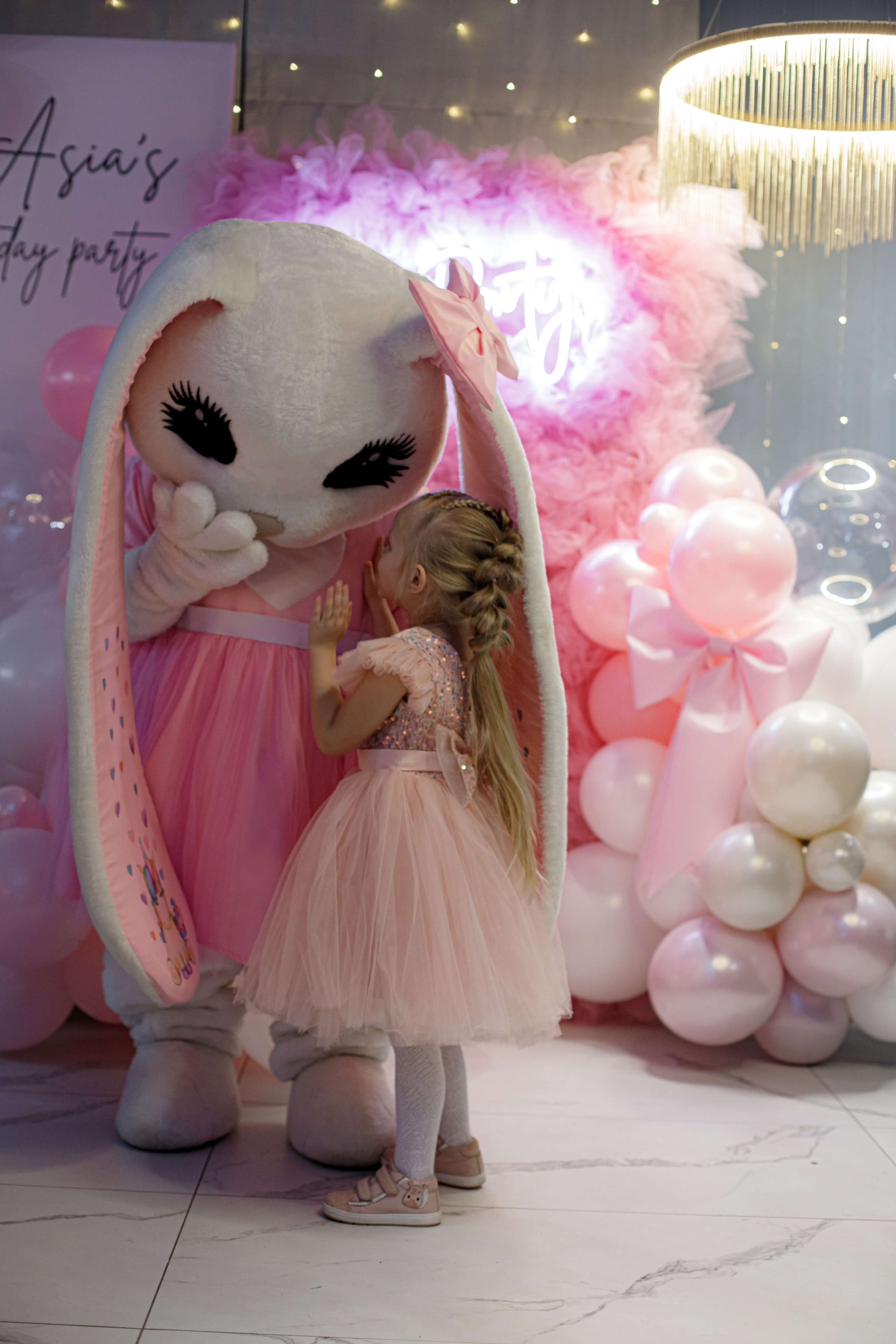 ASIA'S BIRTHDAY PARTY. Photokarish