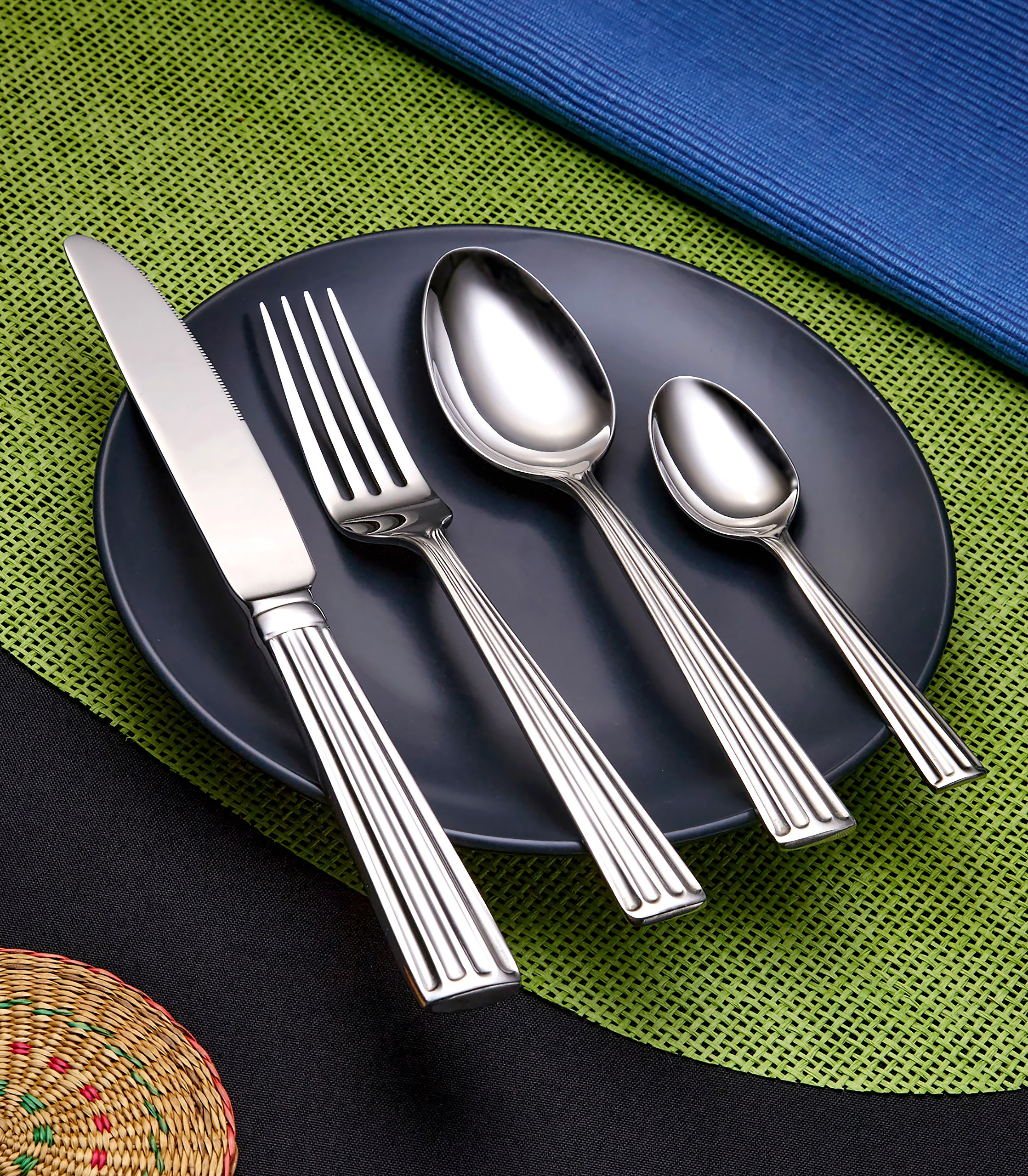 Предметка. Портретный и предметный студийный фотограф в Москве  Вадим Попов