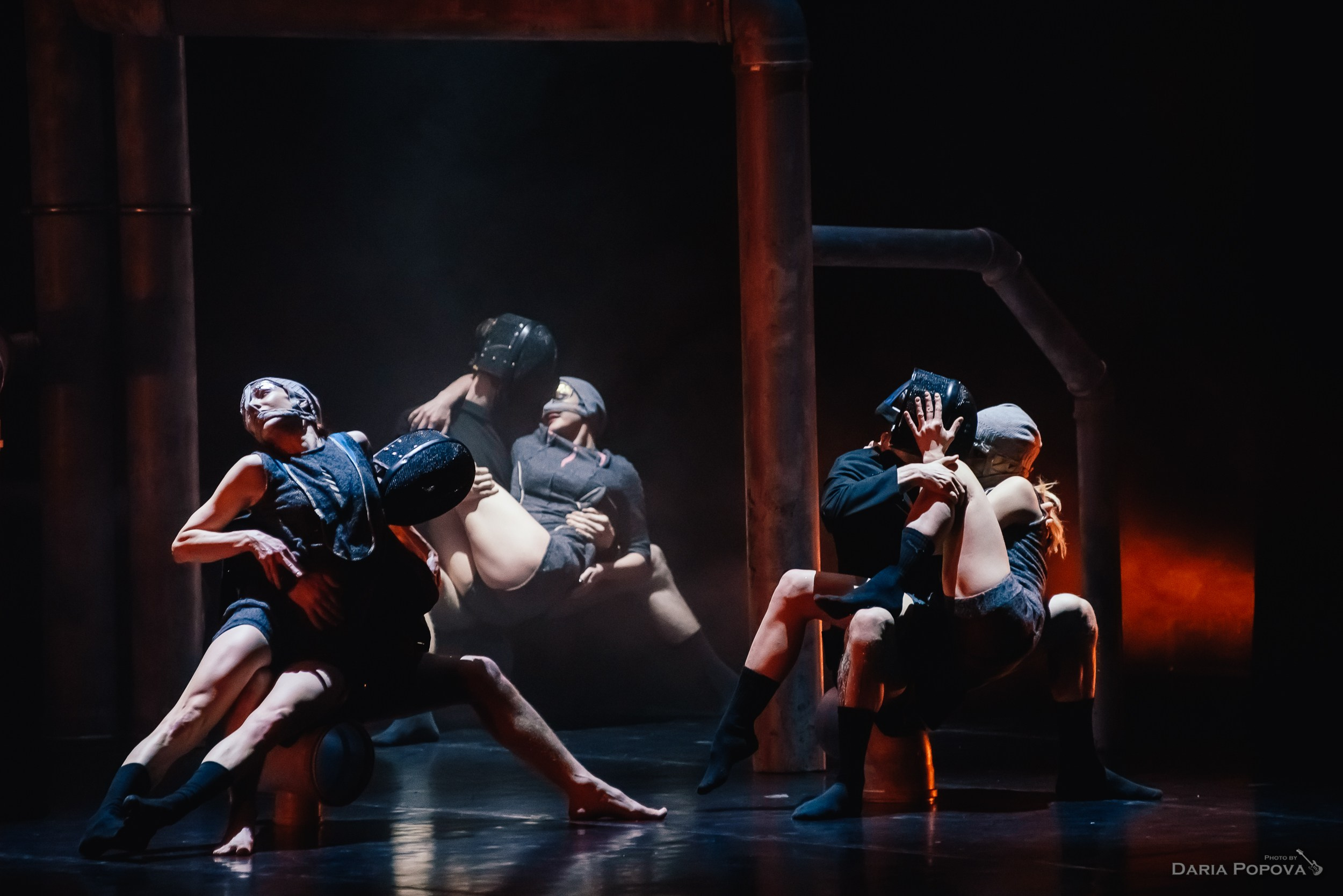 Спектакль «Имаго-ловушка». Художник по свету Максим Сергачев