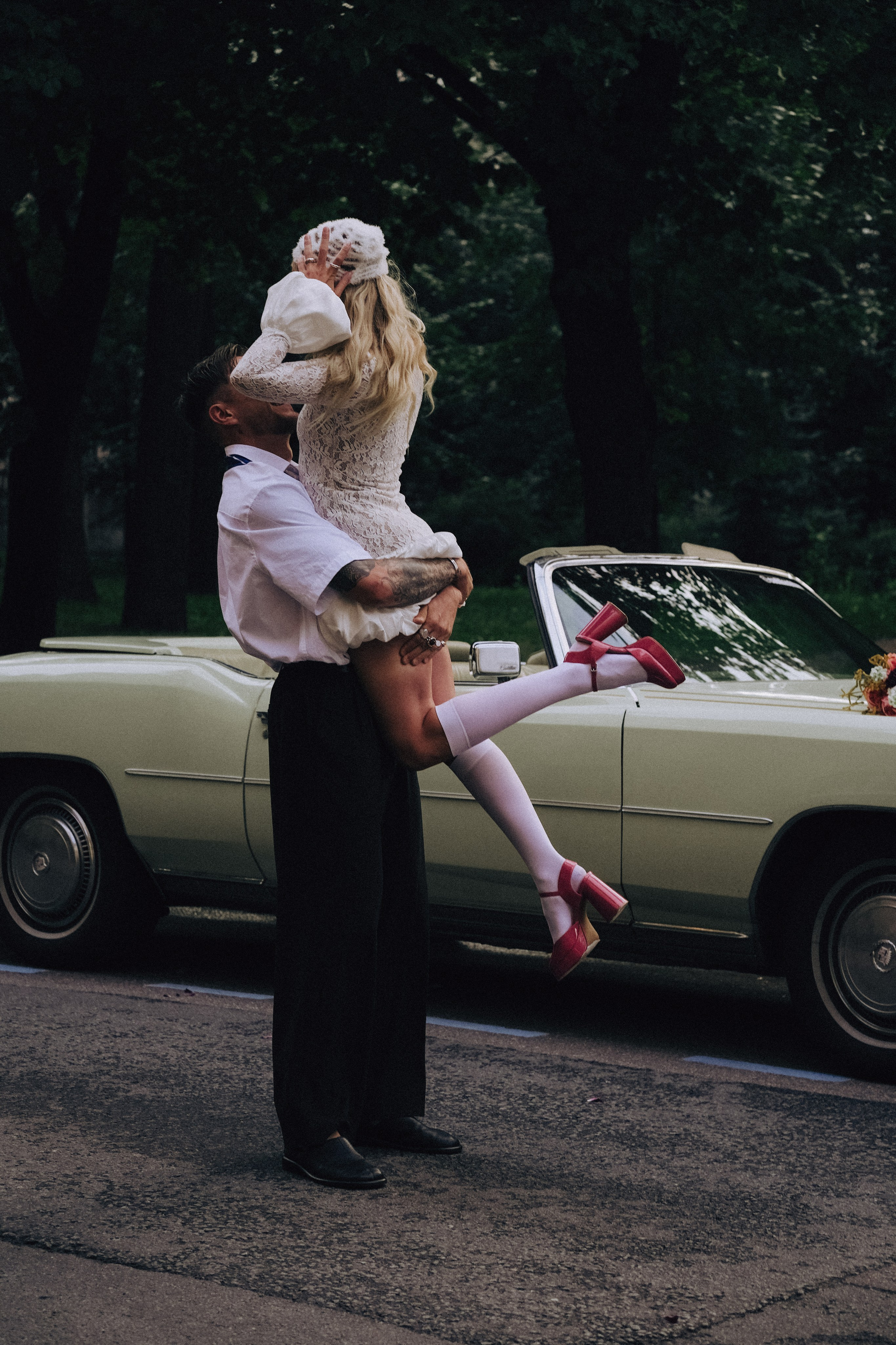 СВАДЕБНАЯ СЬЕМКА С КАБРИОЛЕТОМ В САНТК-ПЕТЕРБУРГЕ НА ПЕТРОГРАДКЕ В ОТЕЛЕ ПАНОРАМИКА. Профессиональный фотограф, Санкт-Петербург — Виктория Богомолова