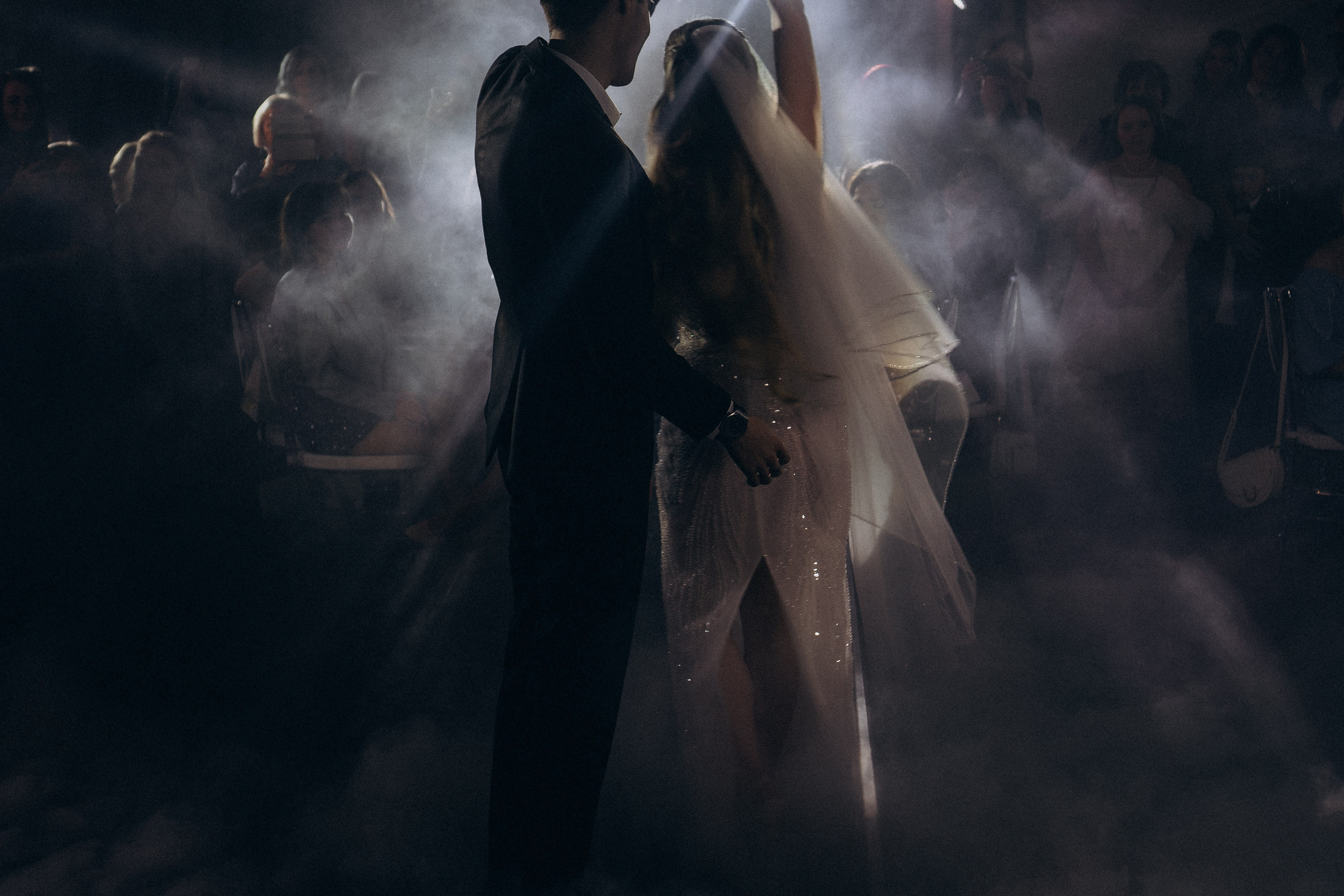 СВАДЕБНАЯ СЬЕМКА СБОРОВ В ОТЕЛЕ И ВЫЕЗД НА ЦЕРЕМОНИЮ (СНЯТО В СИБИРЕ В НИЖНЕВАРТОВСКЕ). Профессиональный фотограф, Санкт-Петербург — Виктория Богомолова