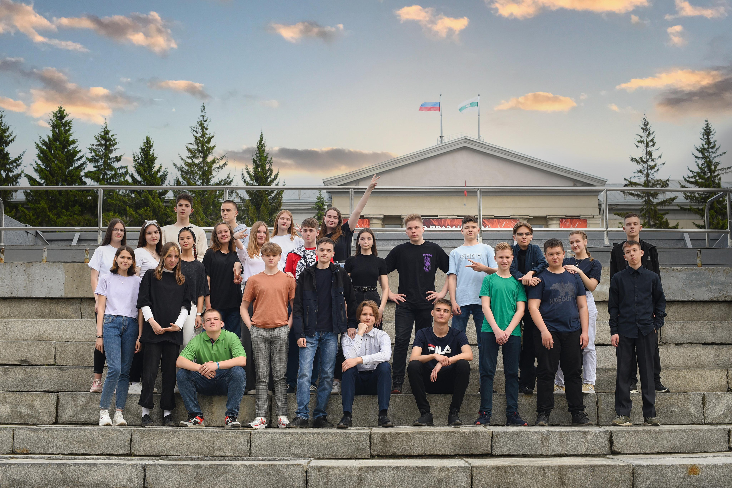 Выпускники Кургана, Челябинска, Тюмени. Выпускные альбомы в Кургане, Твой альбом, Книга