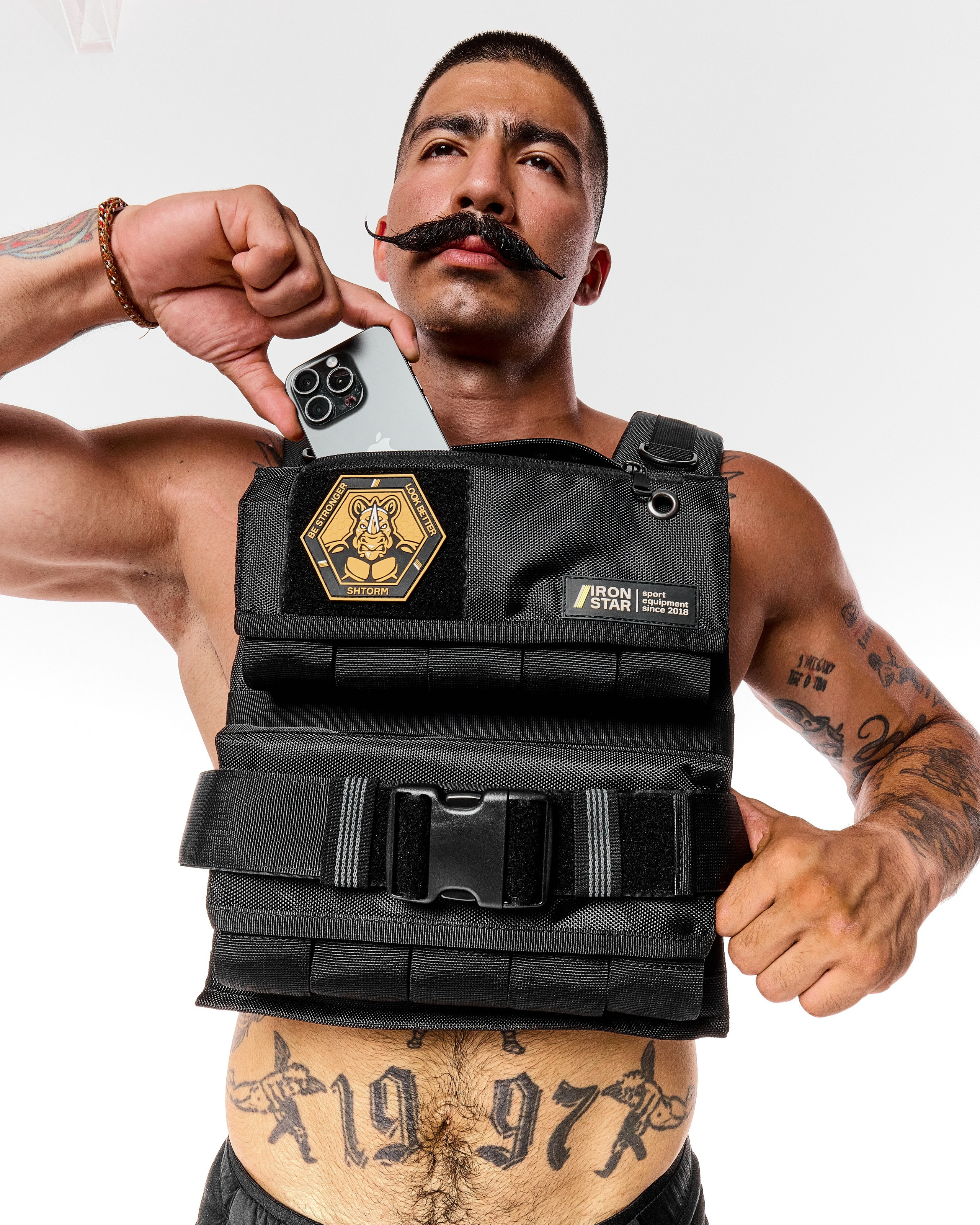 Iron Star. Святослав Лебедев | Рекламный фотограф — Коммерческая съемка, Арт-дирекшн, AI-интеграция